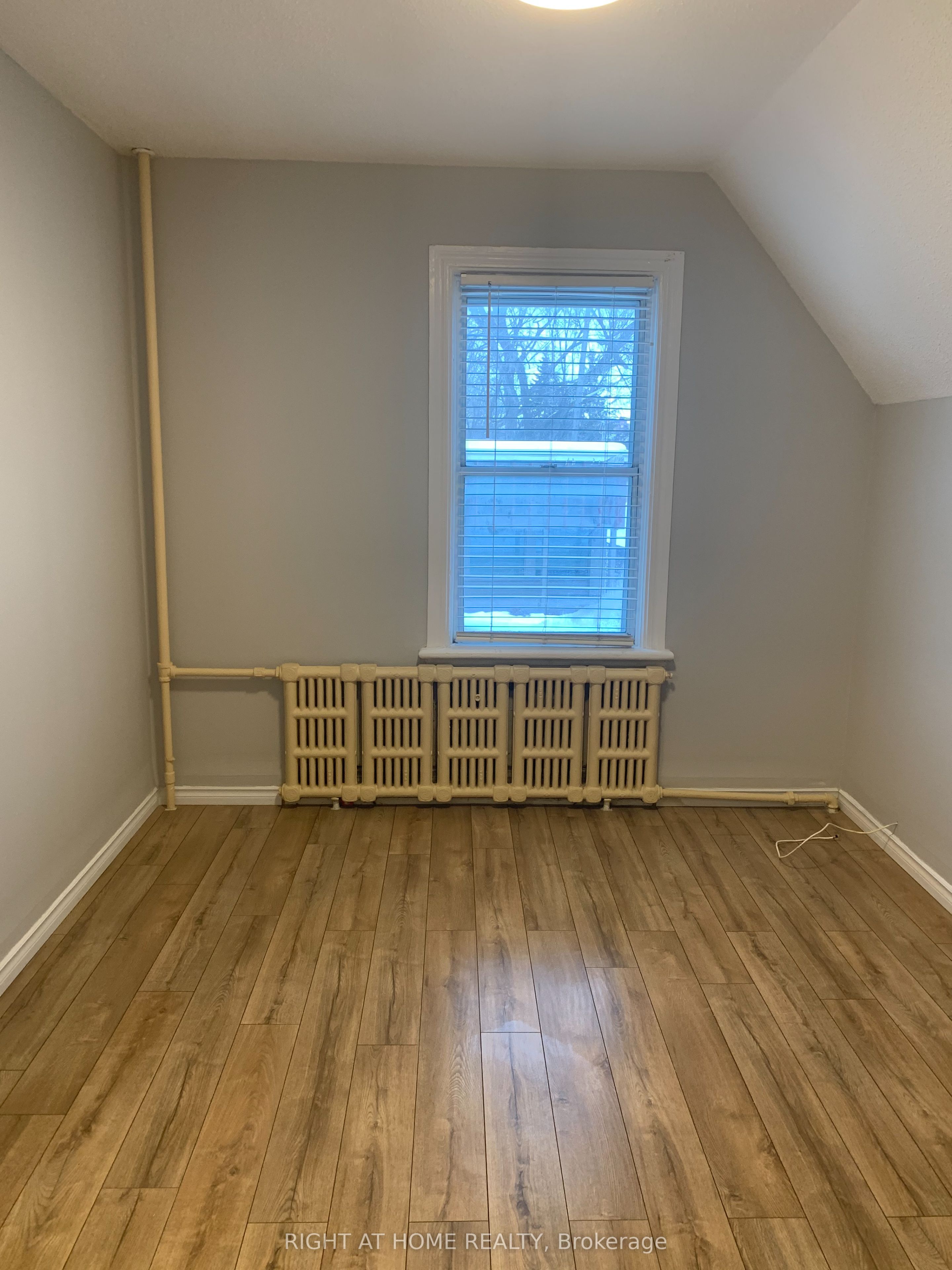 420 Bronson Avenue Property Photo 18