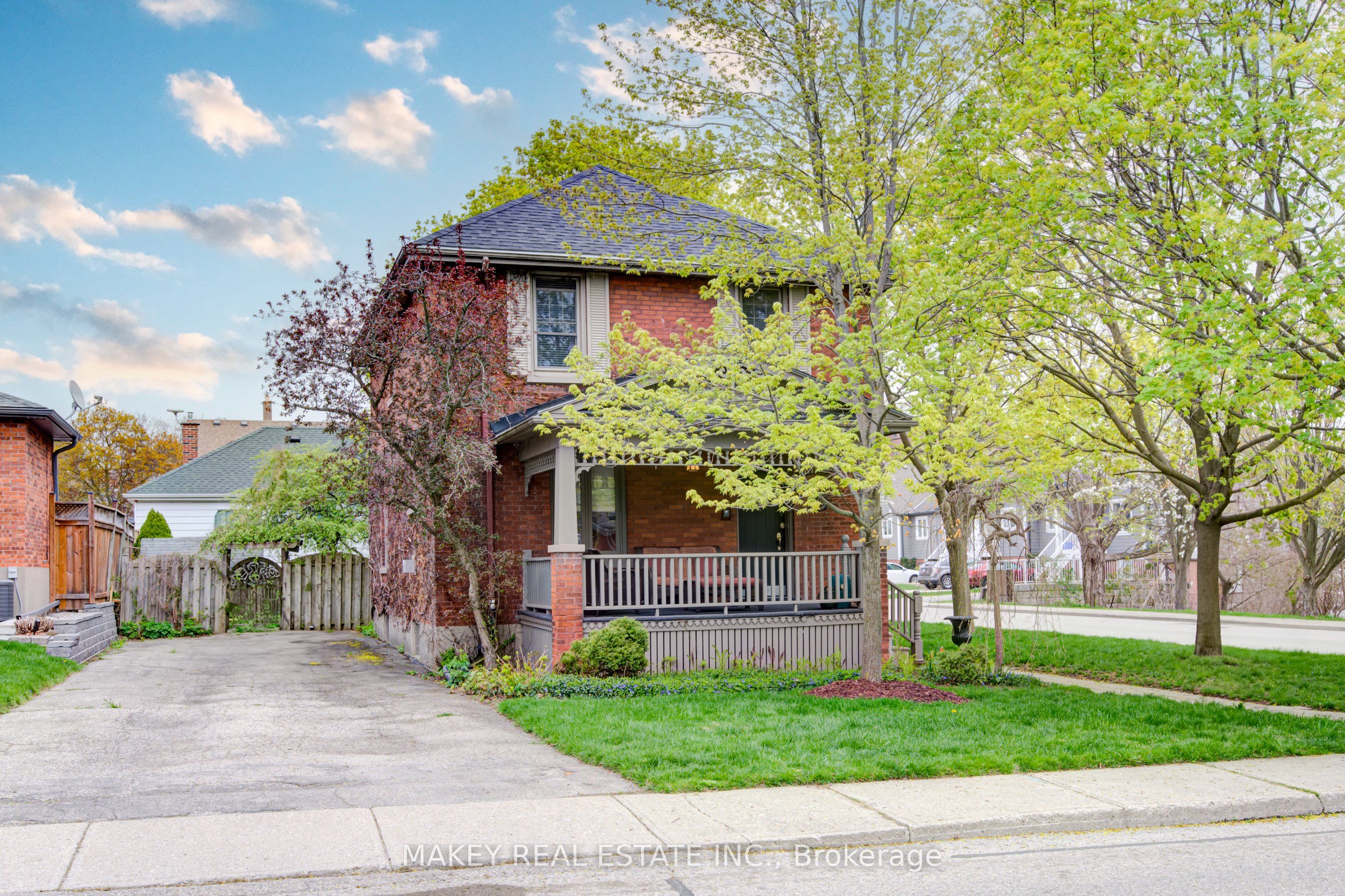 230 Graham Street Property Photo 1