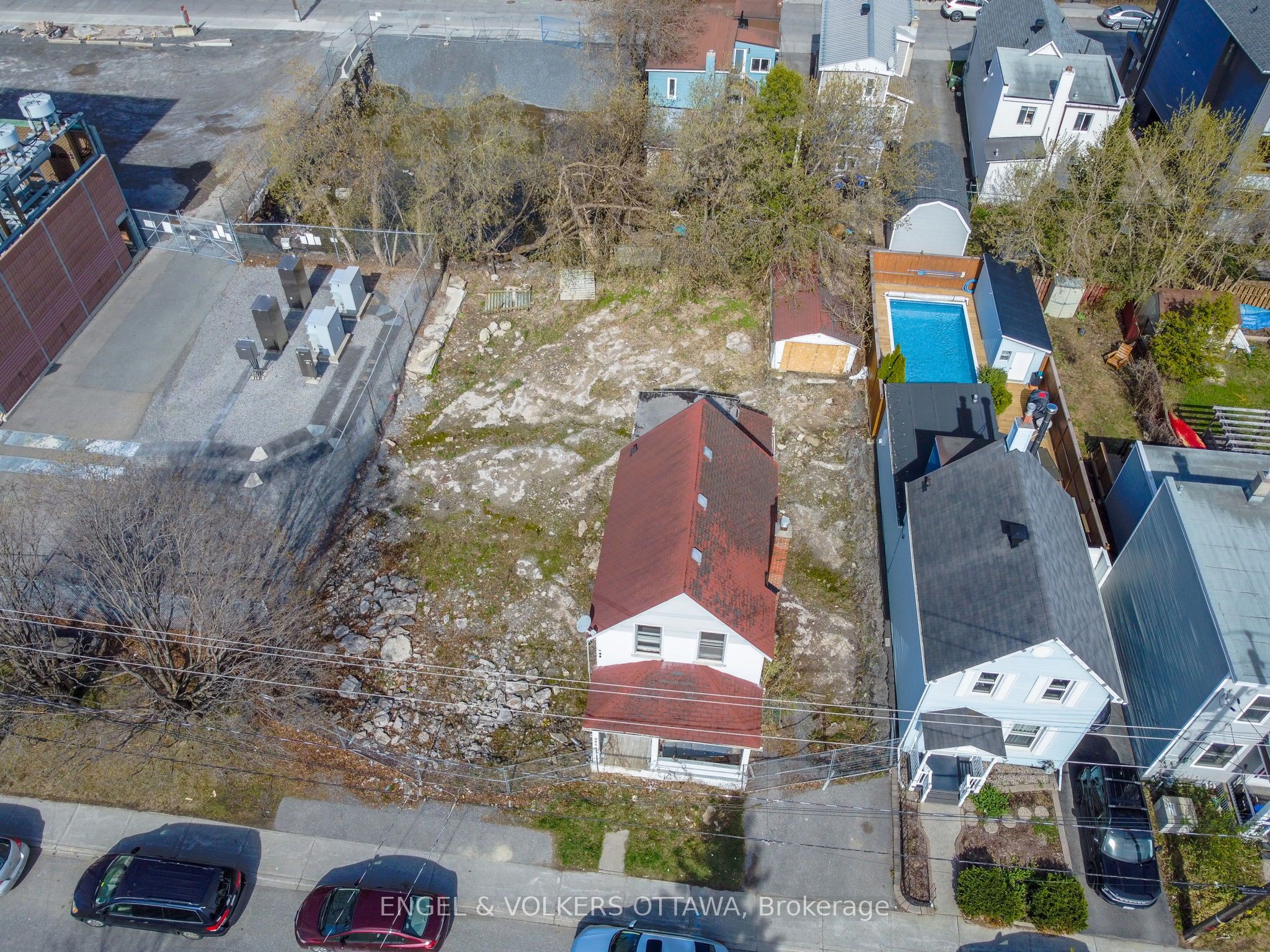 245 Hinchey Ave Property Photo 8