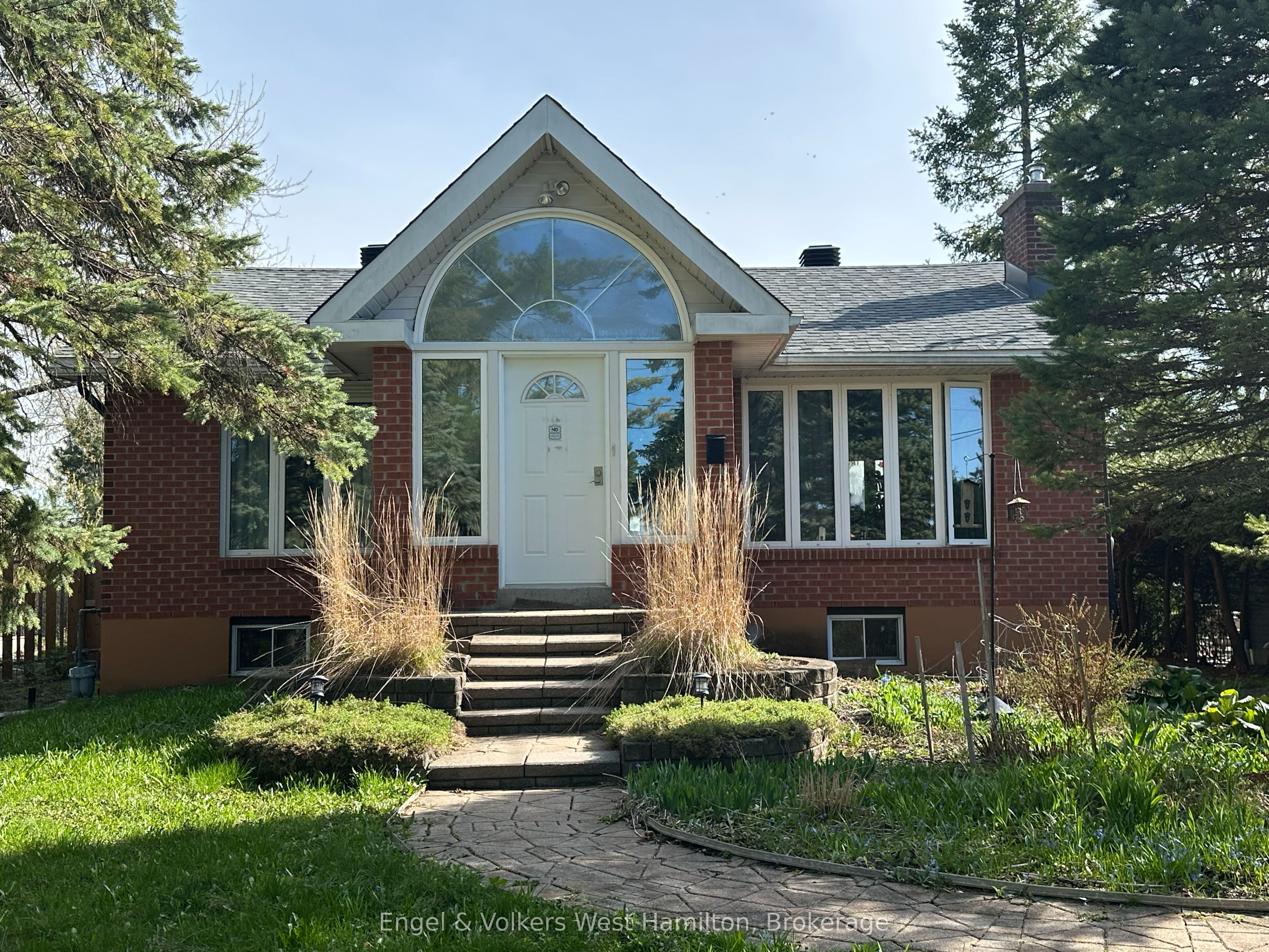 20 Nesbitt Street Property Photo 1