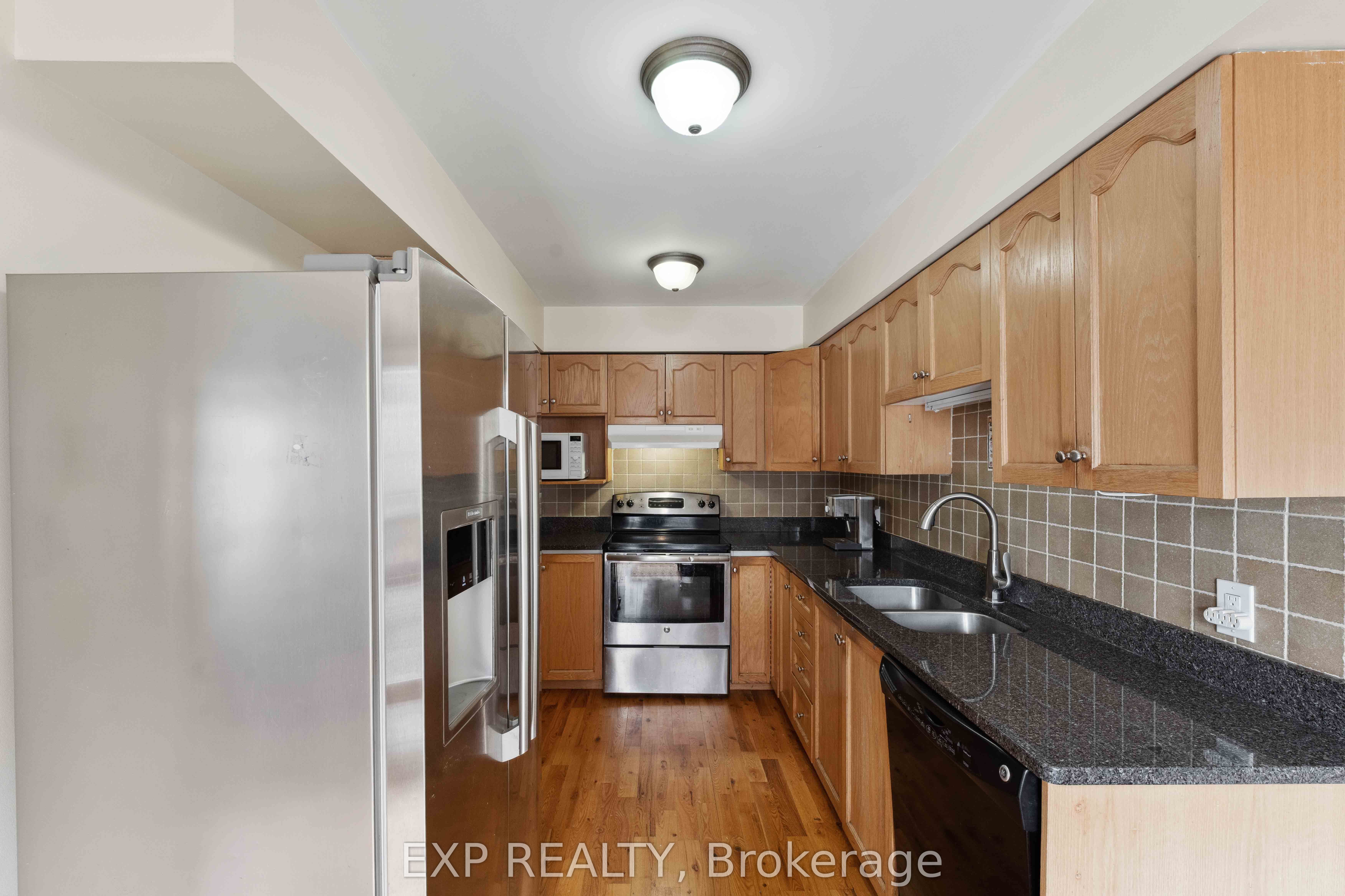 2595 Crosscut Terrace Property Photo 12