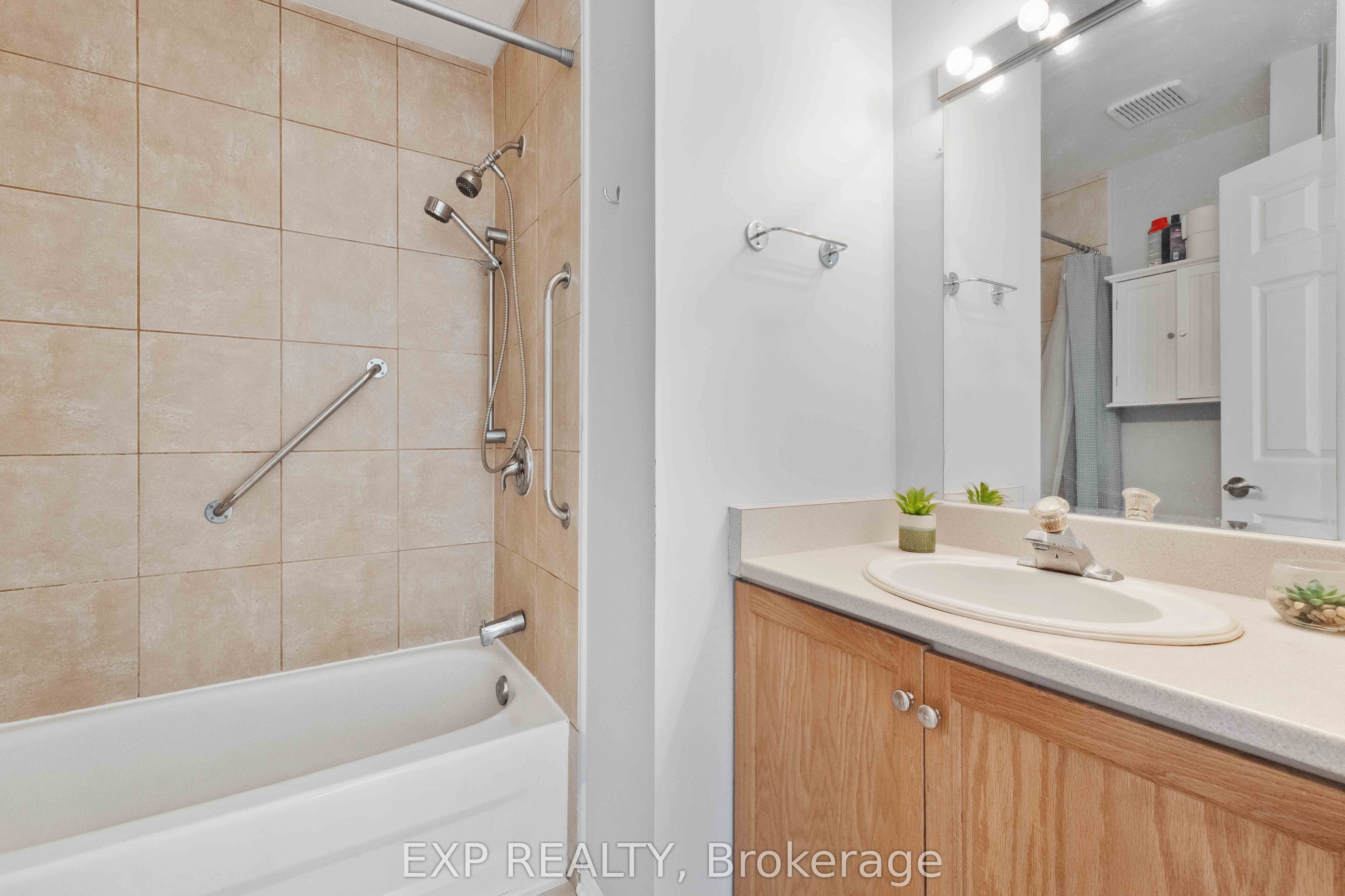 2595 Crosscut Terrace Property Photo 14