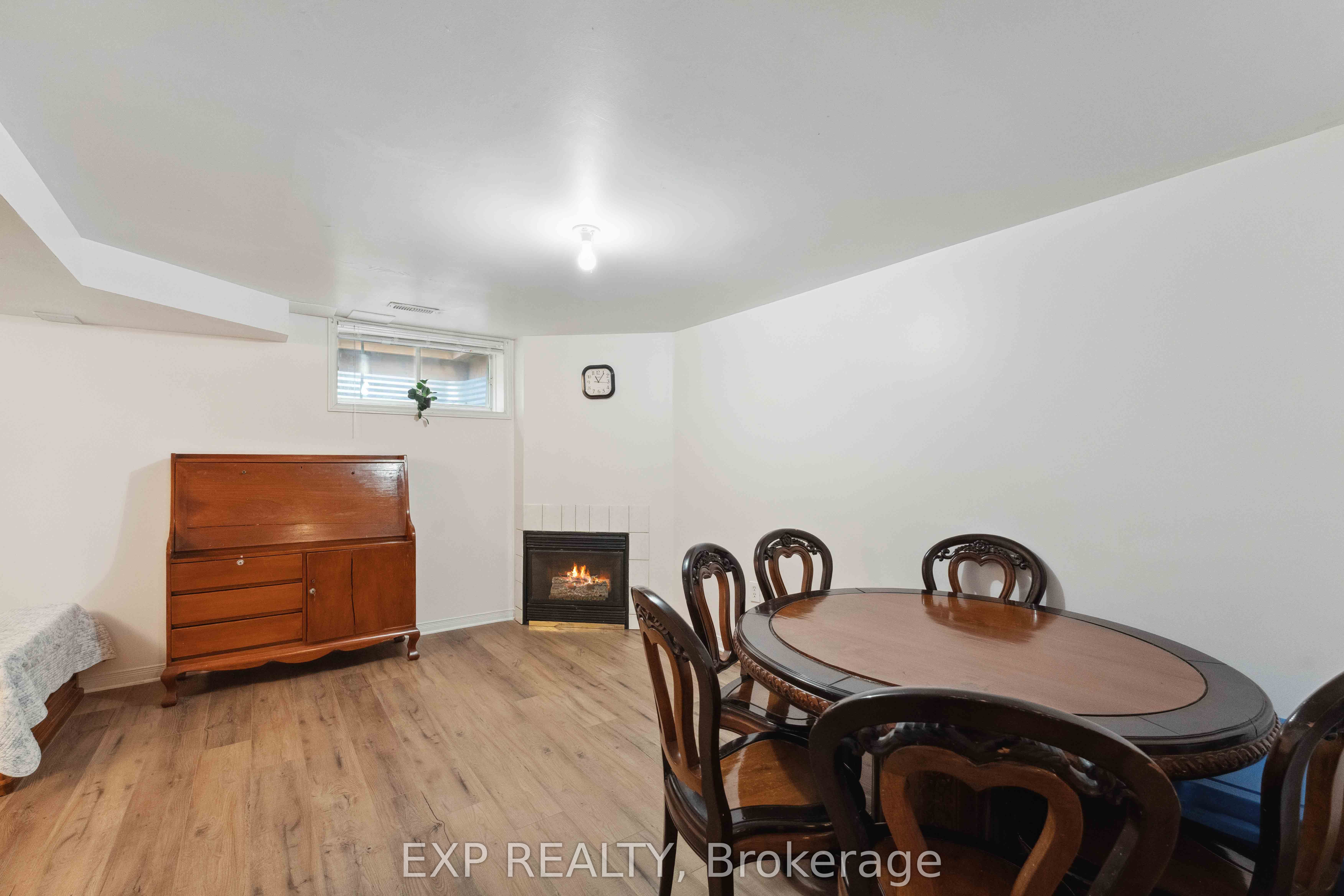 2595 Crosscut Terrace Property Photo 23