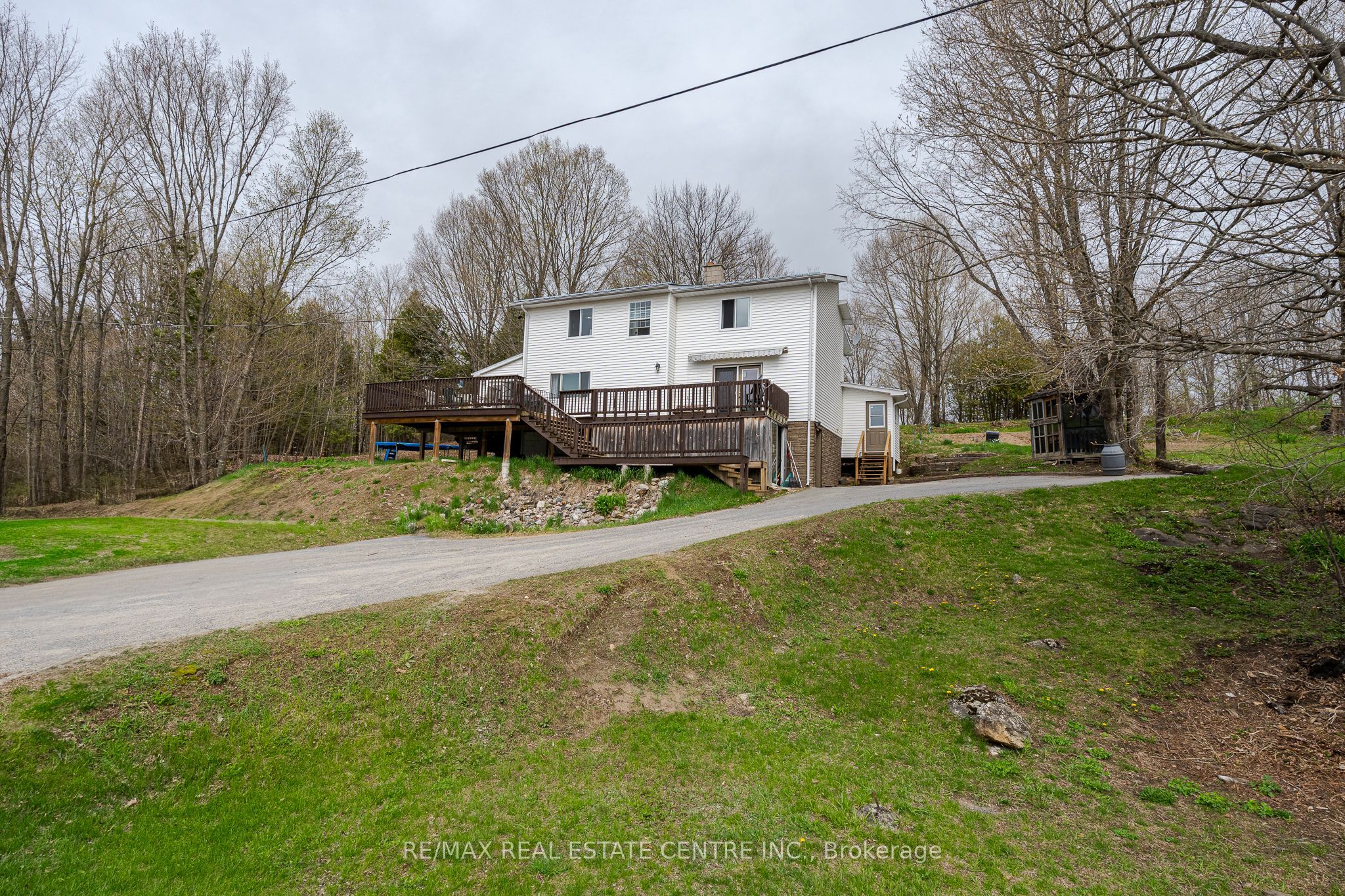 6167 Arden Road Property Photo
