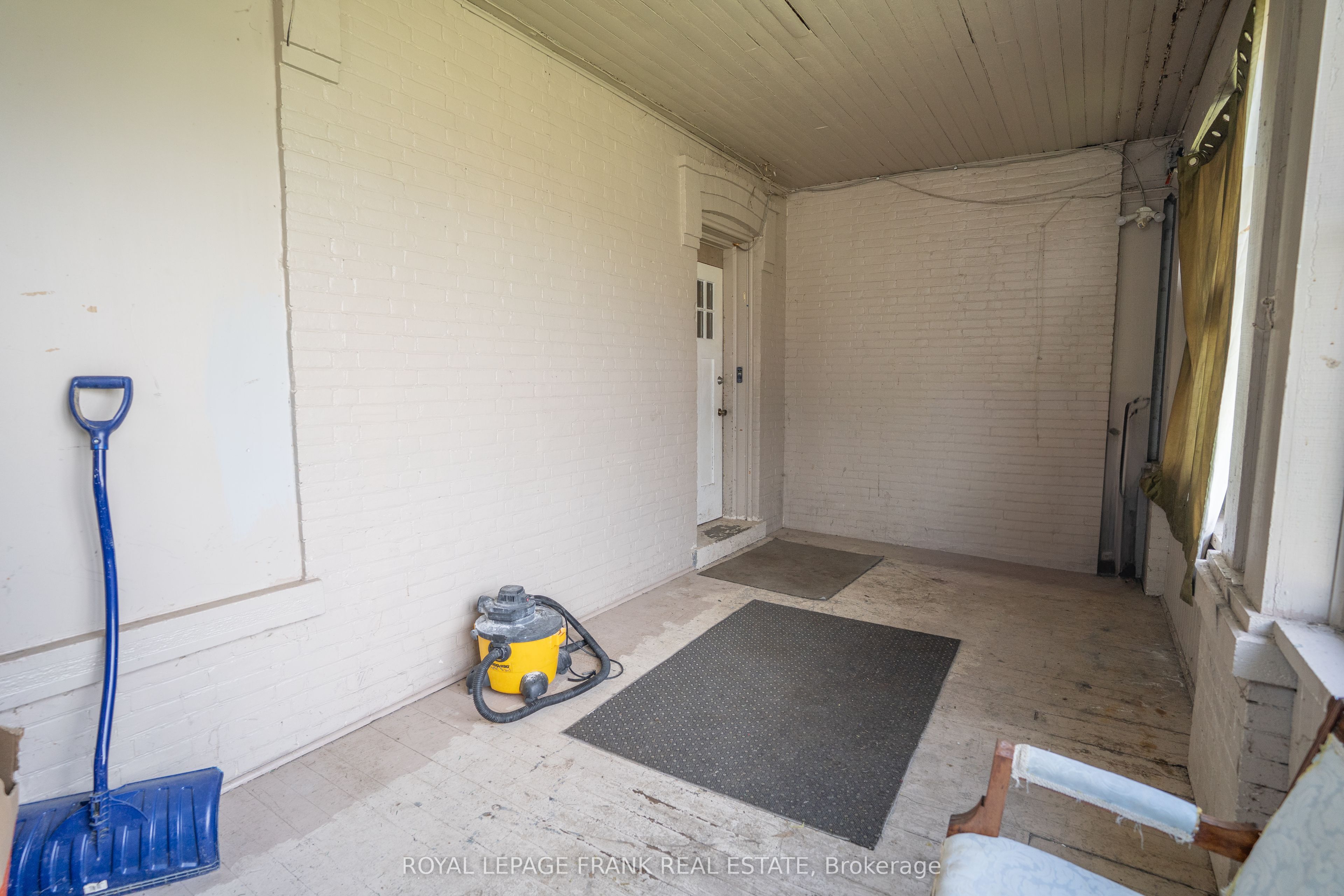 50 Lorne Avenue Property Photo 4
