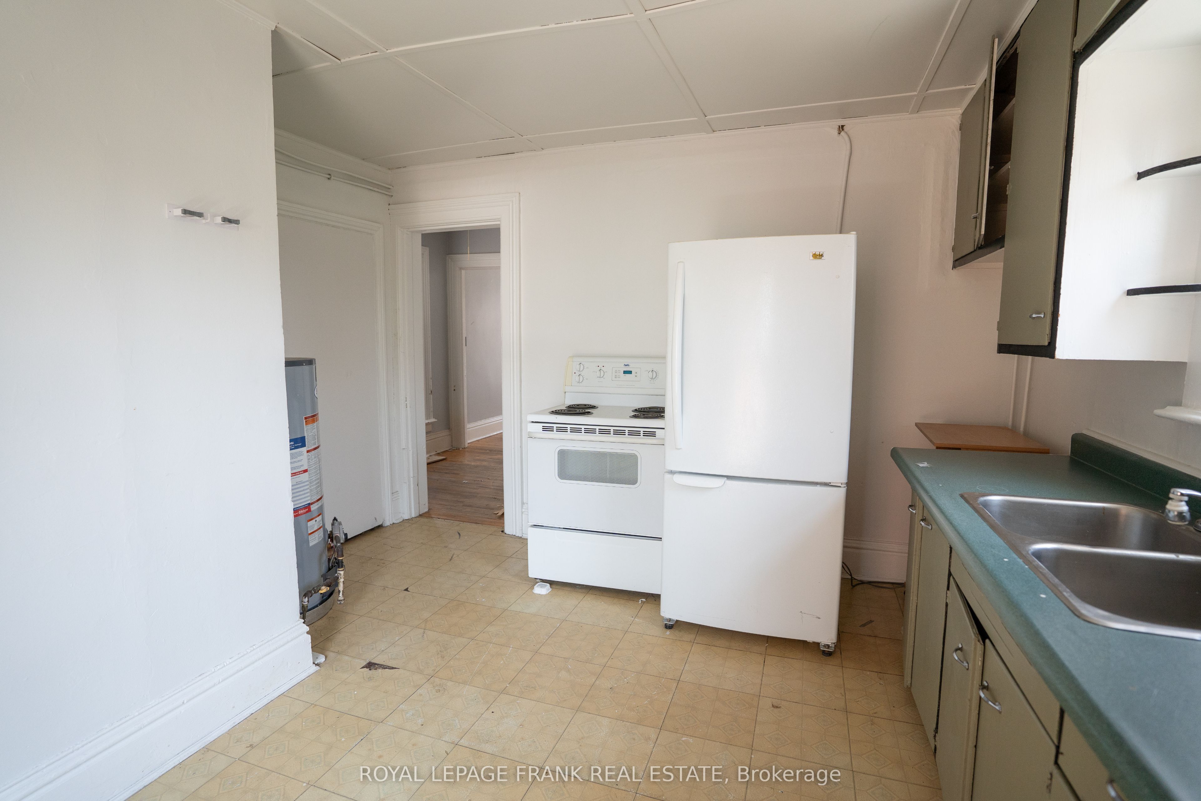 50 Lorne Avenue Property Photo 9
