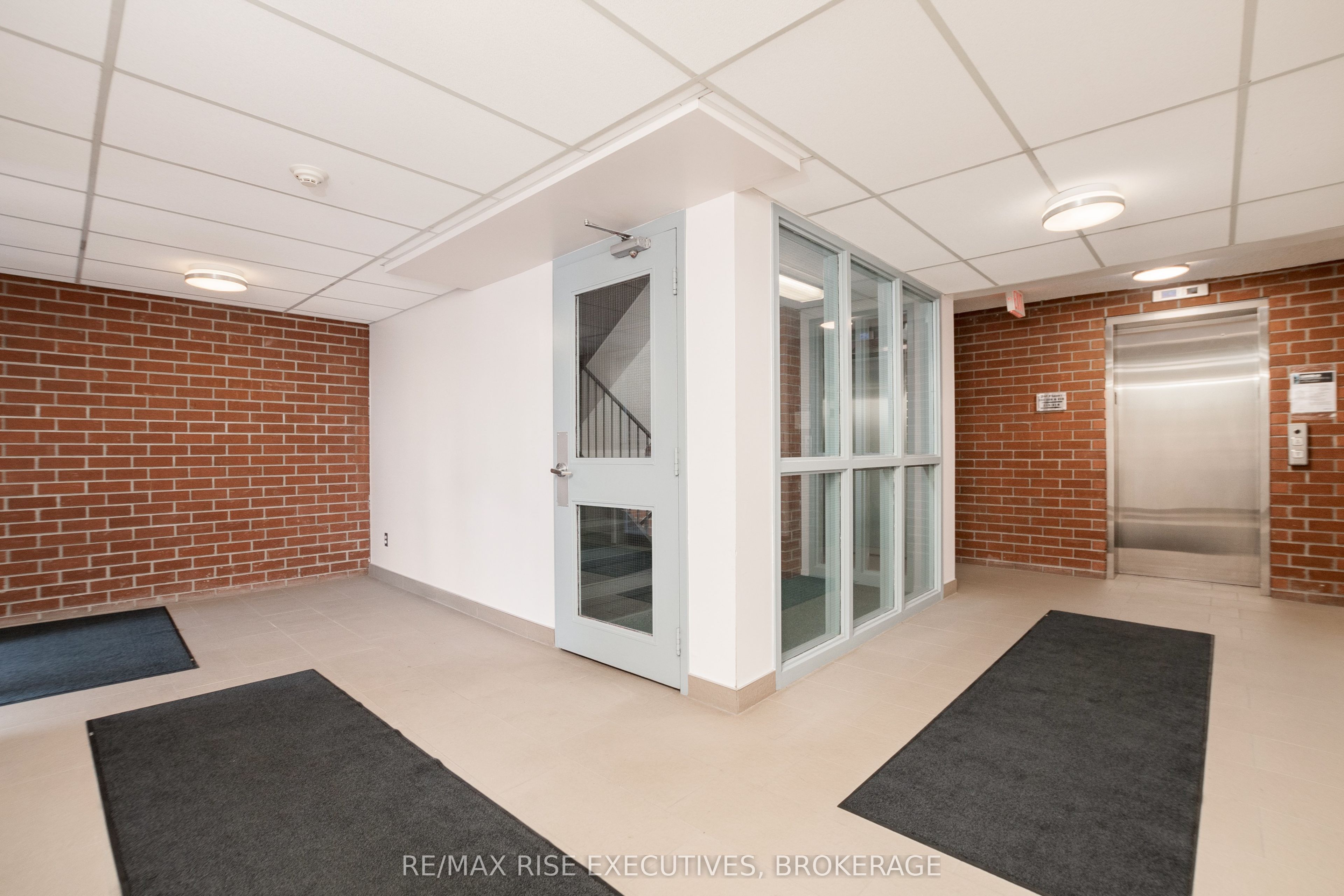 #317 - 580 Armstrong Road Property Photo 8