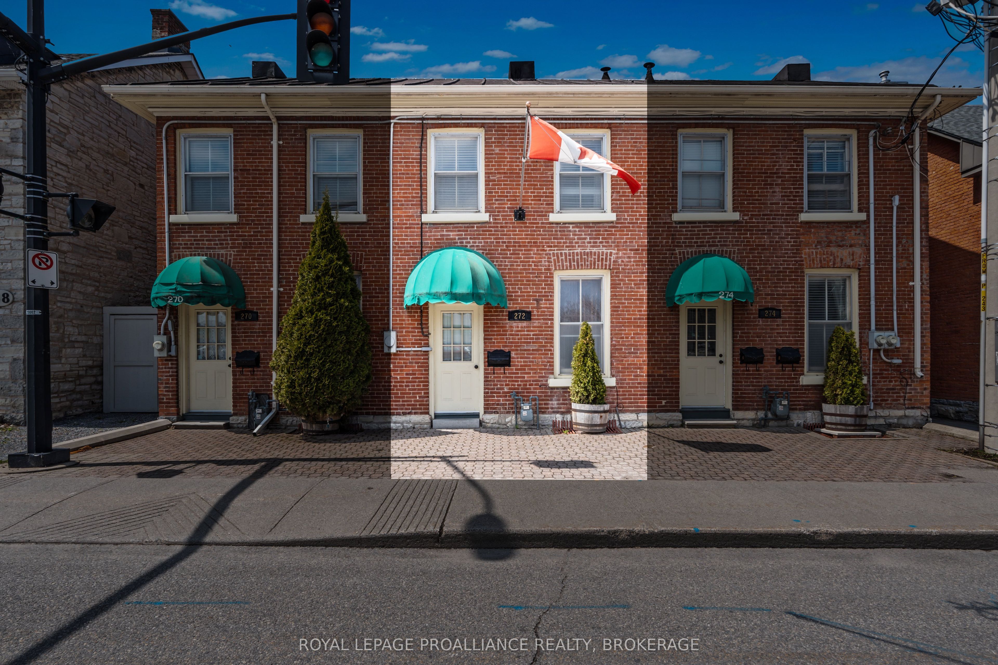 272 Wellington Street Property Photo 1
