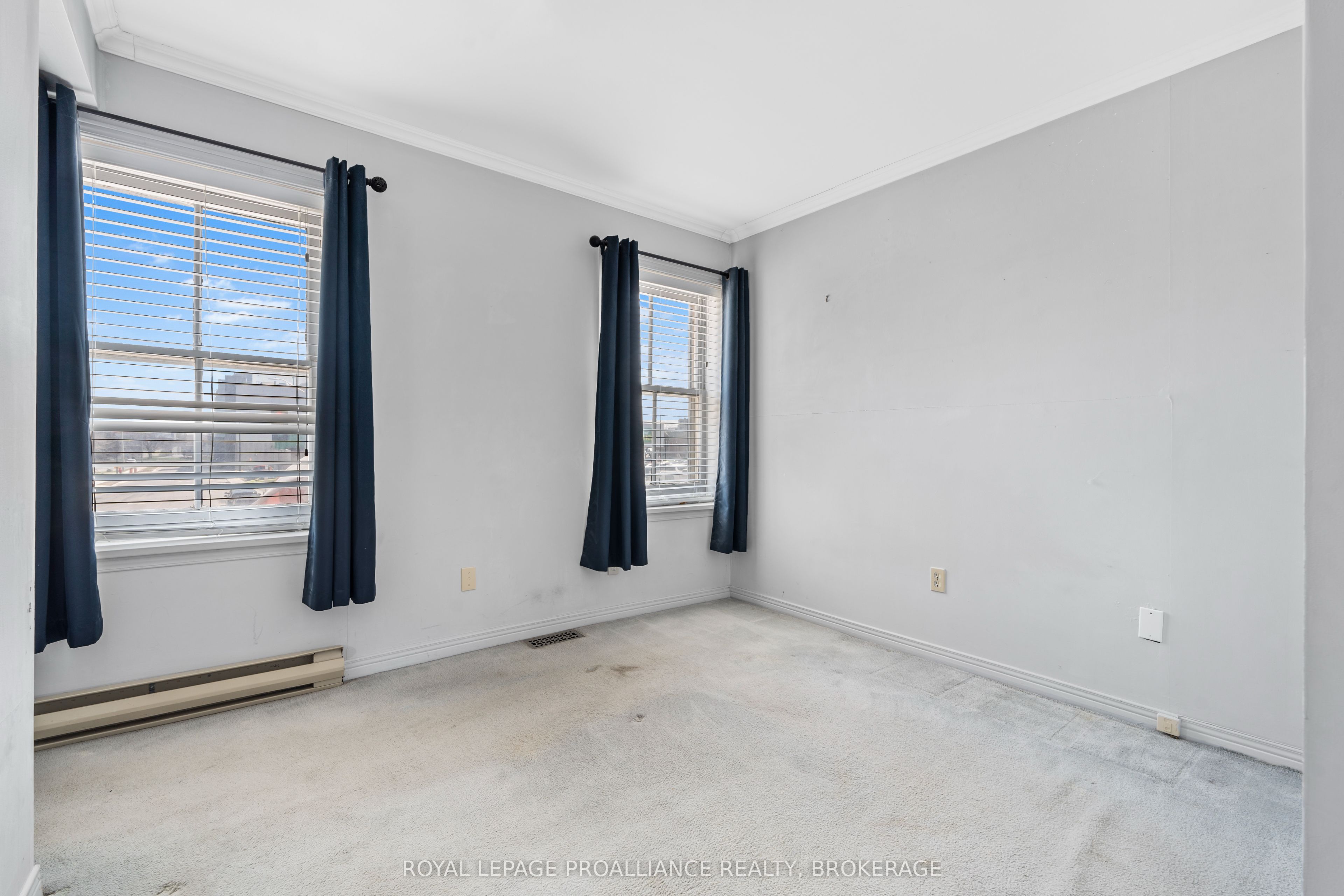 272 Wellington Street Property Photo 13