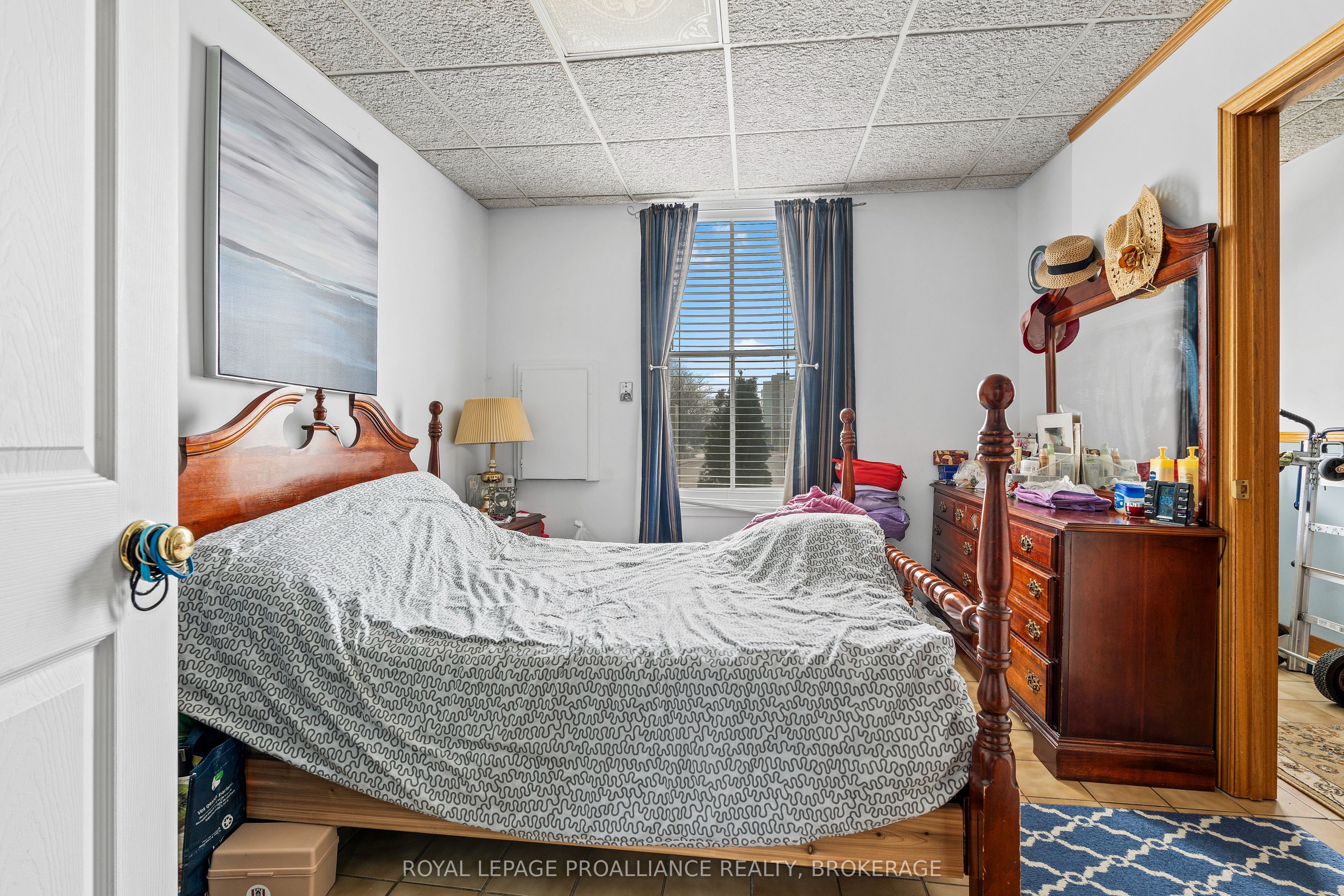 274 Wellington Street Property Photo 5