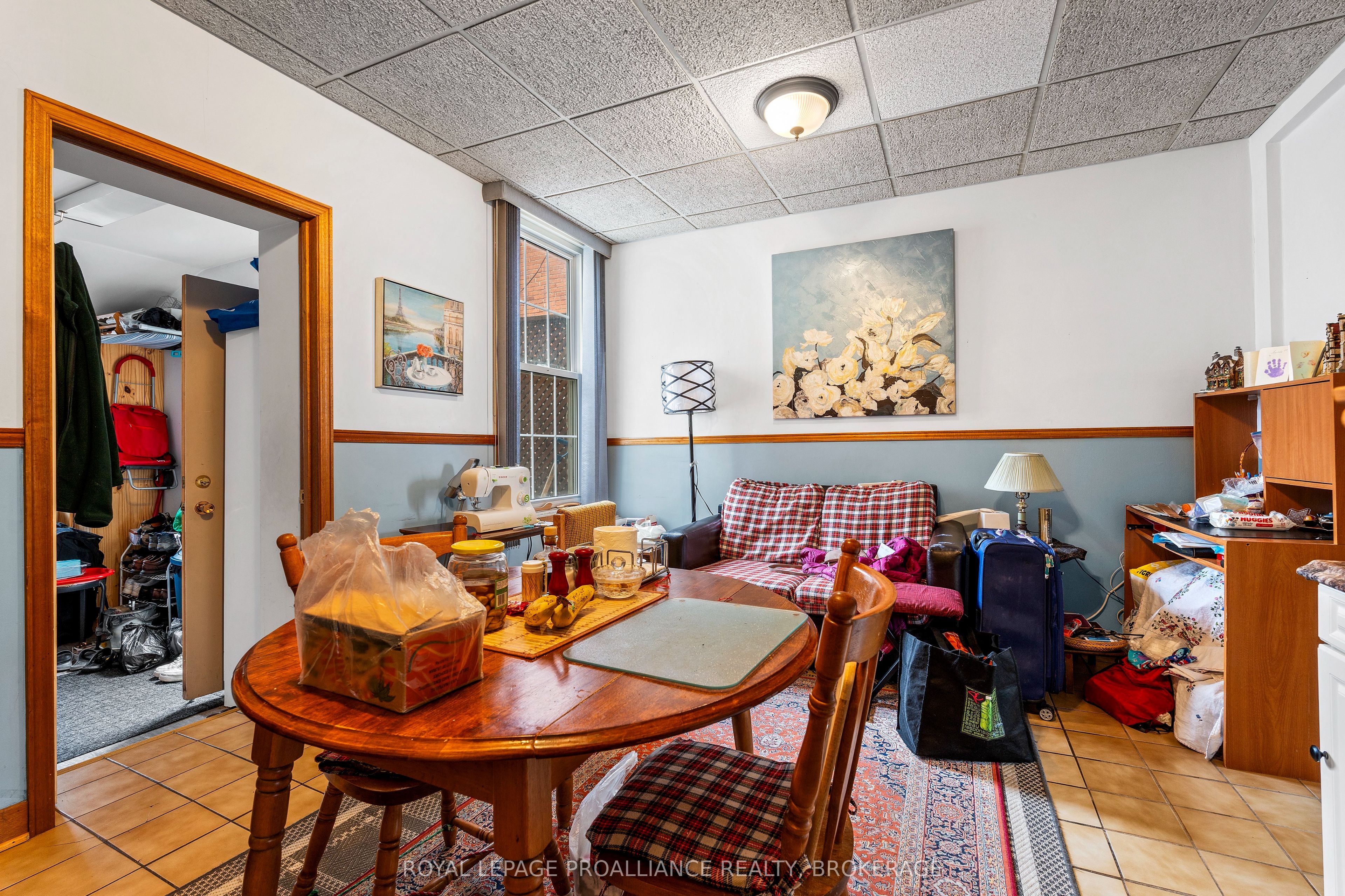 274 Wellington Street Property Photo 6