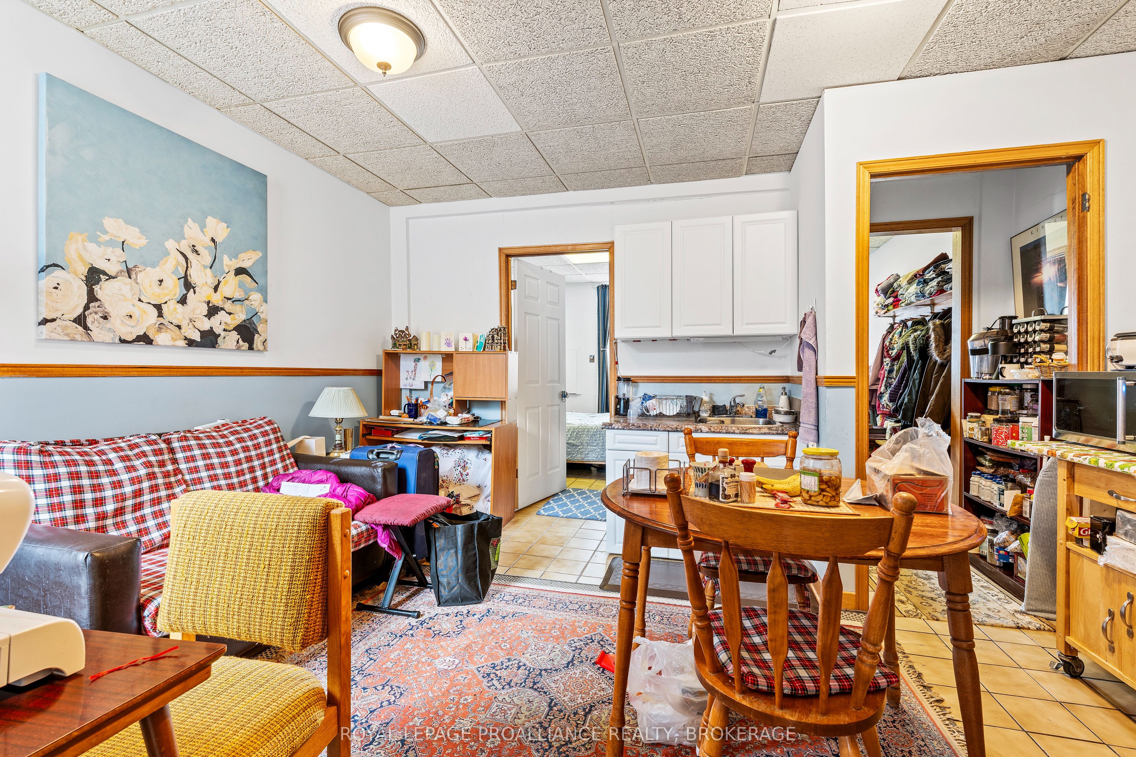 274 Wellington Street Property Photo 8