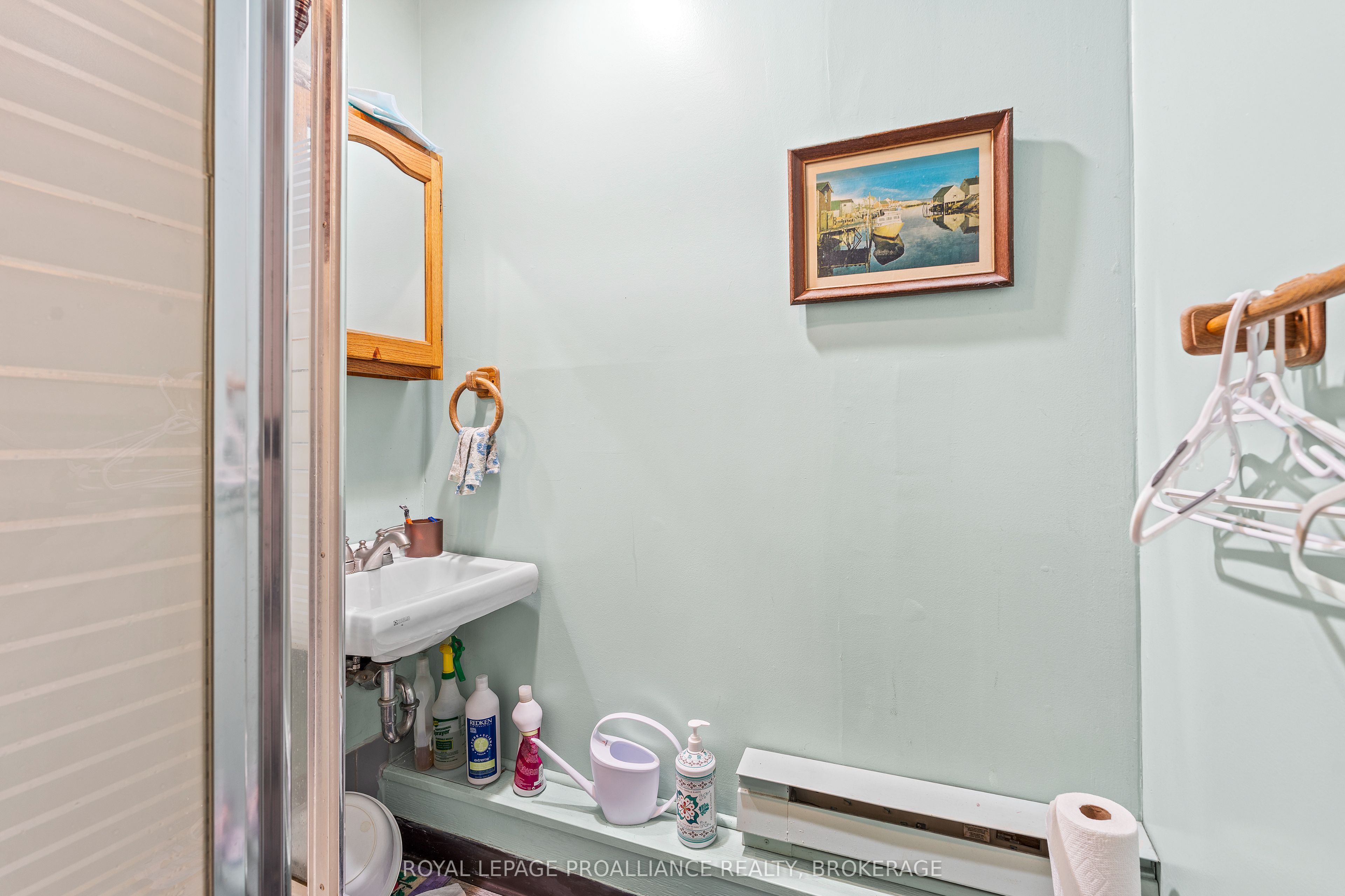 274 Wellington Street Property Photo 12