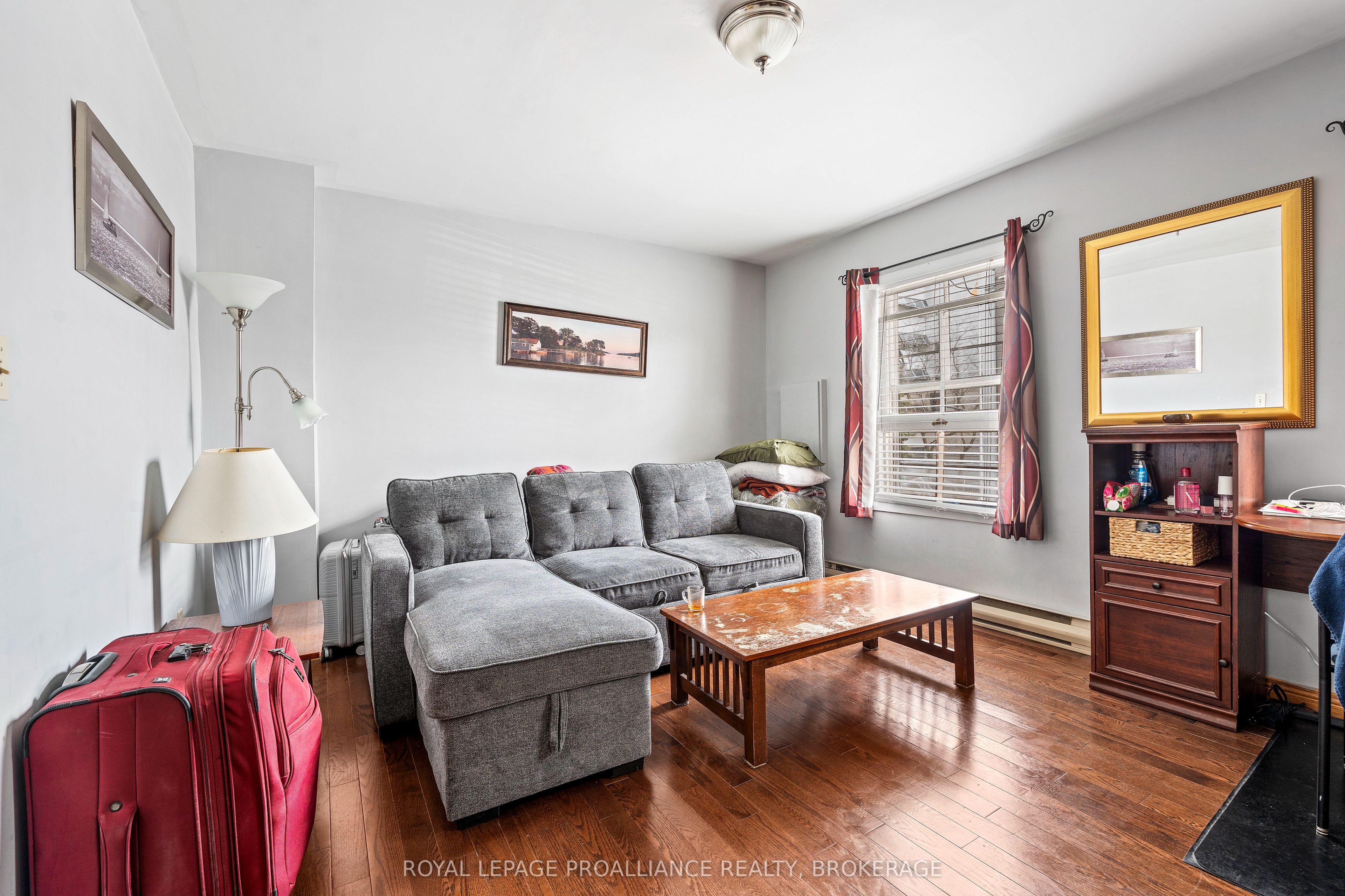 274 Wellington Street Property Photo 21