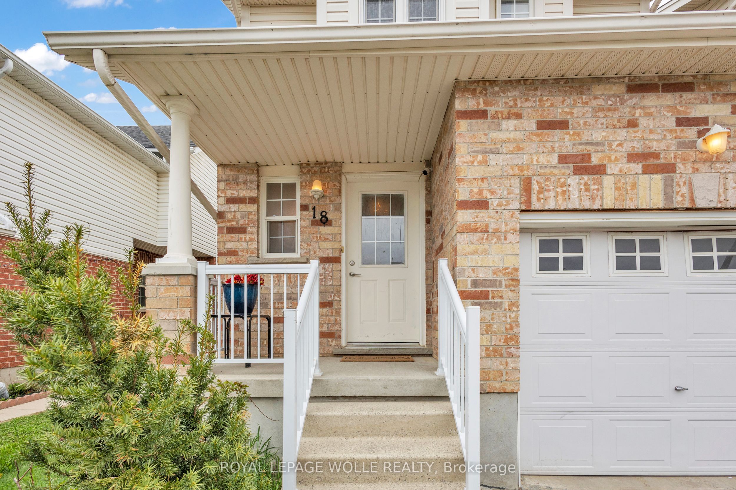 18 Donnenwerth Drive Property Photo 8