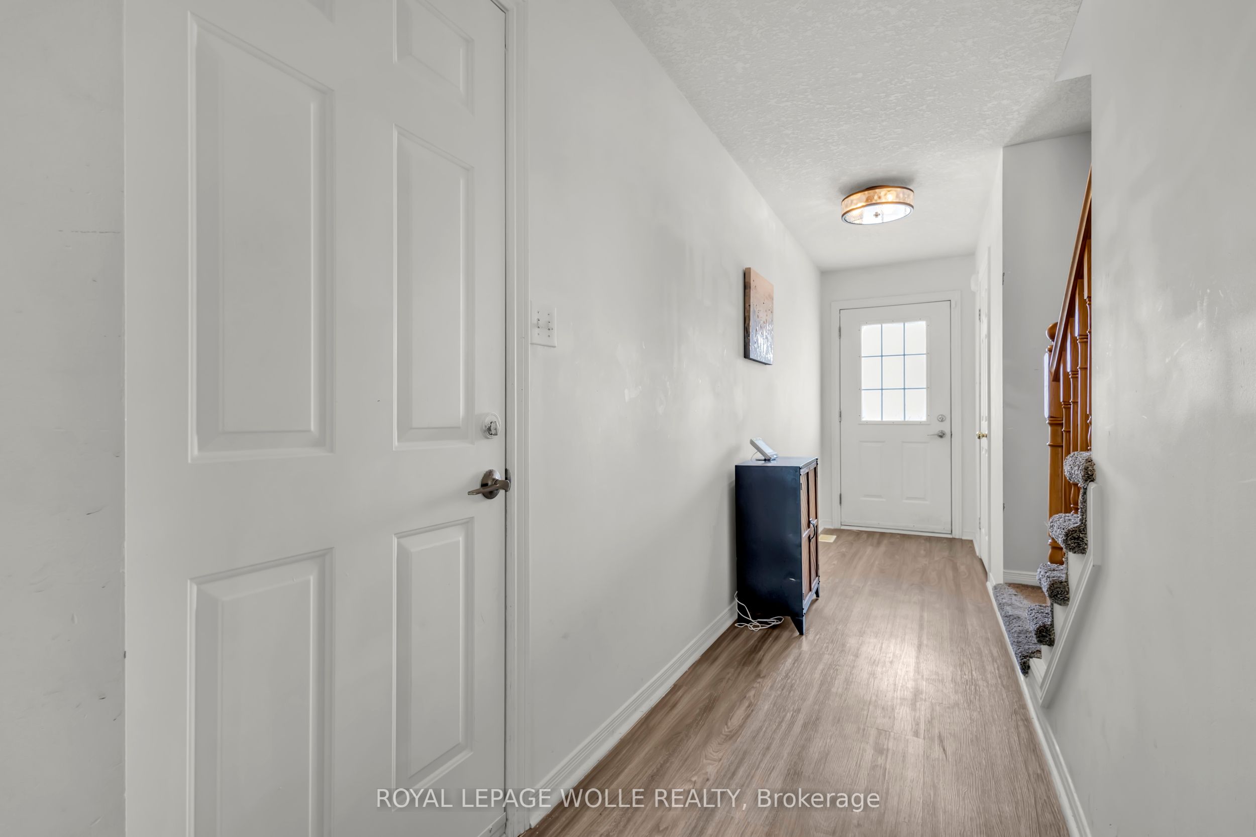 18 Donnenwerth Drive Property Photo 13