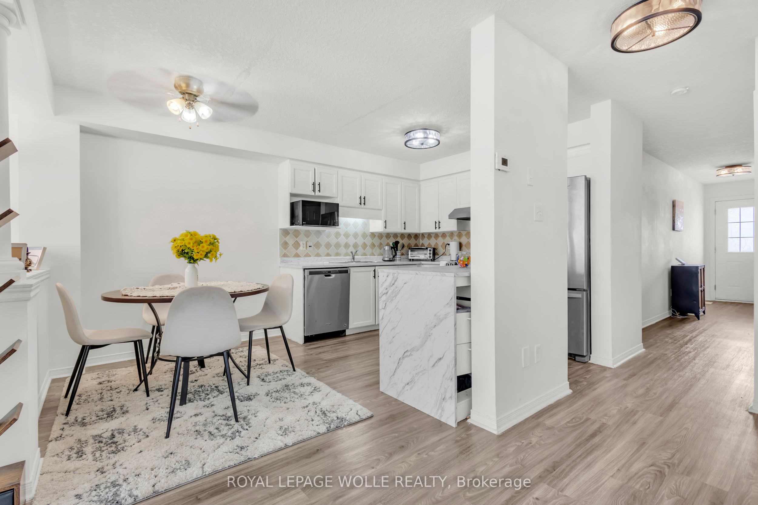 18 Donnenwerth Drive Property Photo 15