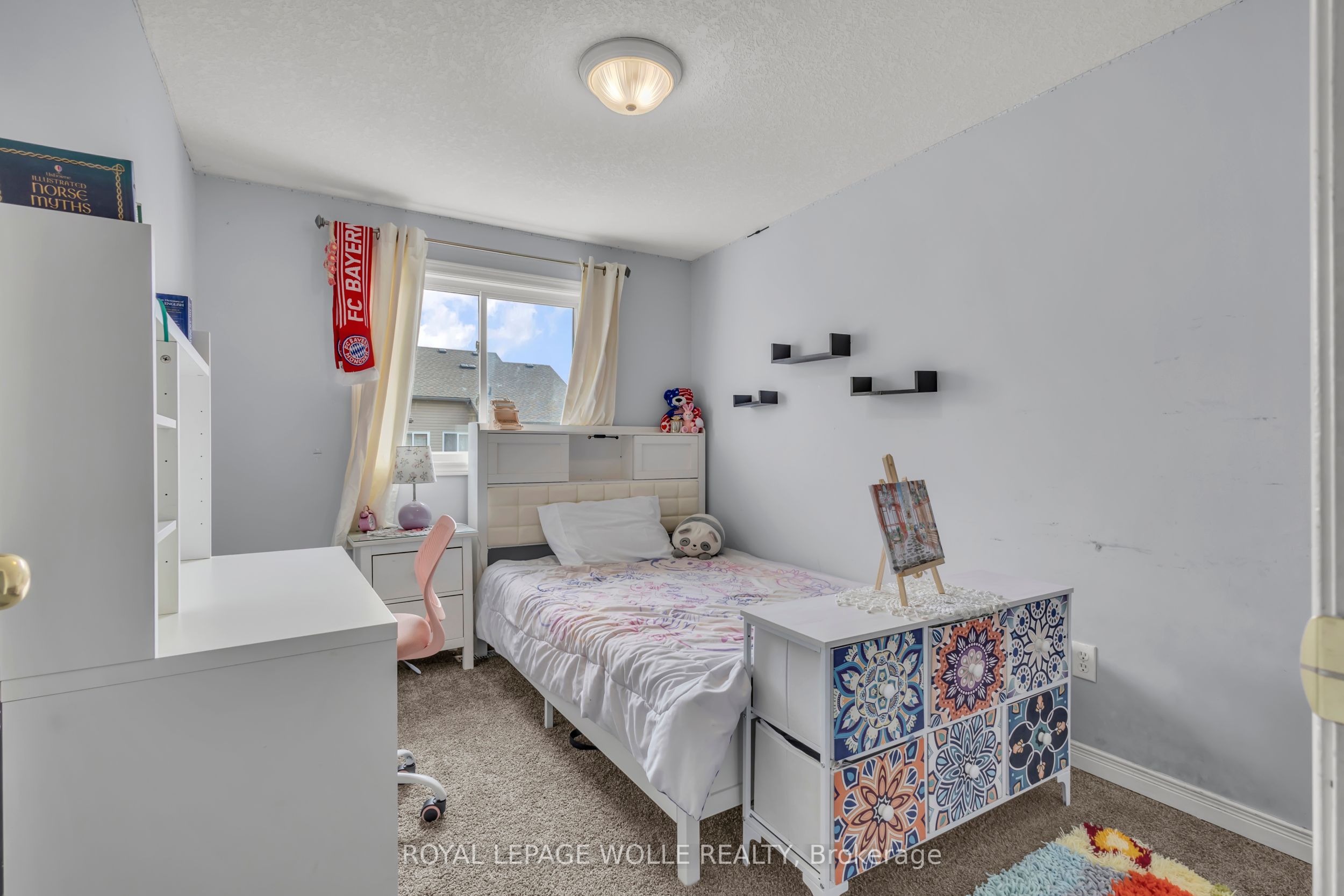 18 Donnenwerth Drive Property Photo 31