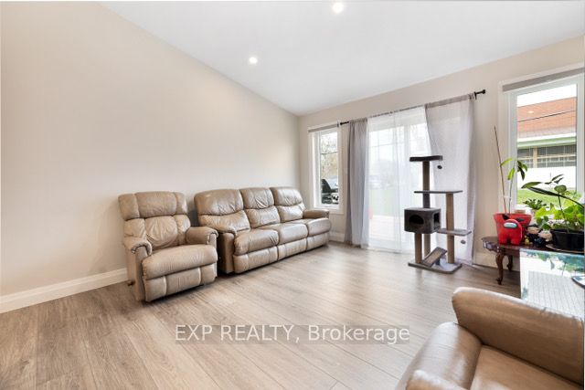 166 Webb Street Property Photo 26