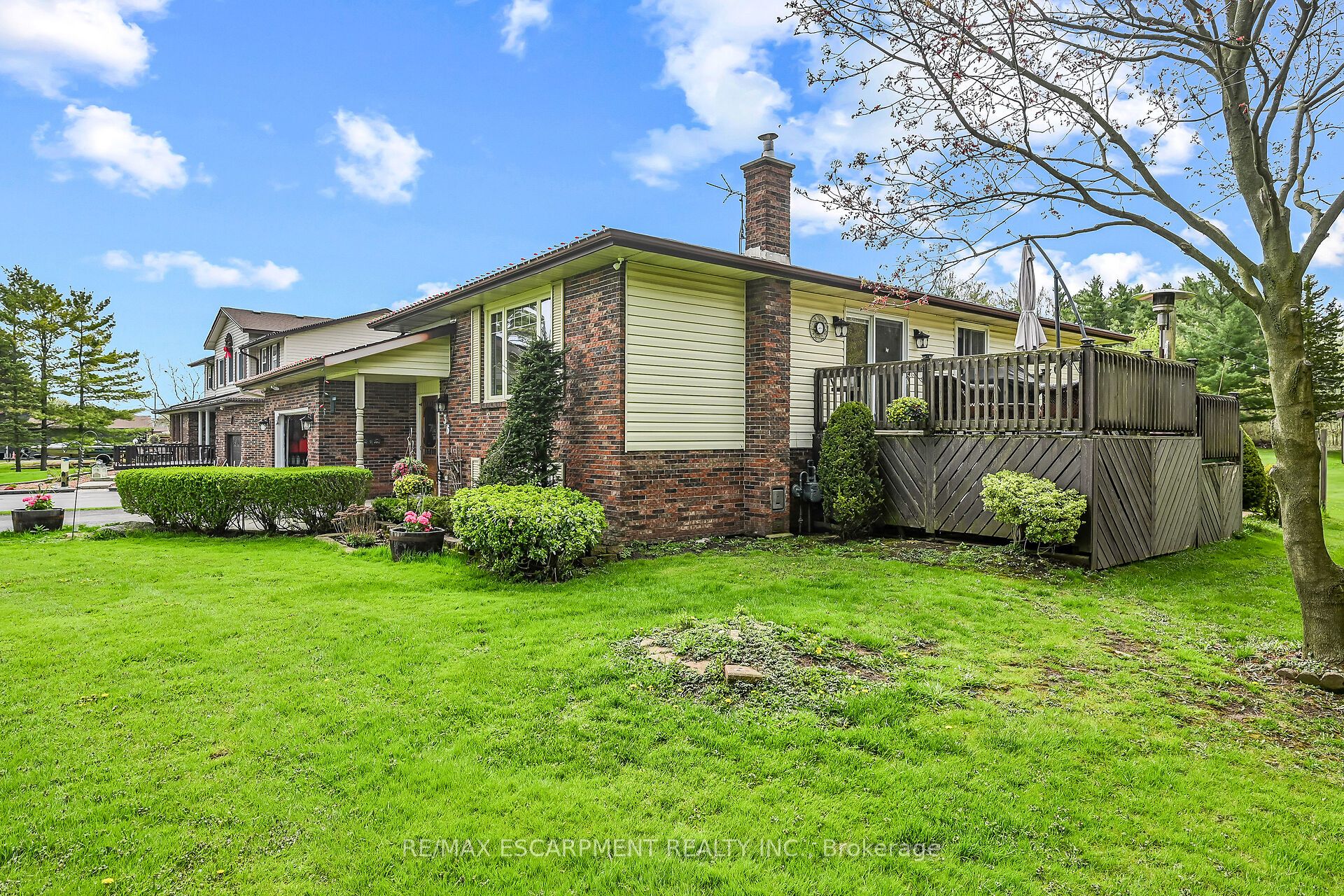 136 Secord Street Property Photo 39