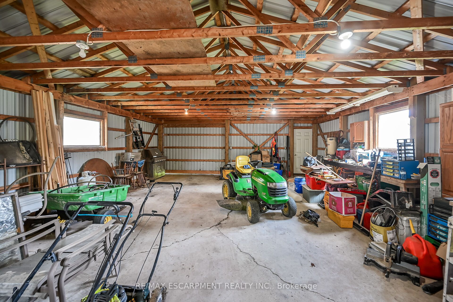 136 Secord Street Property Photo 49