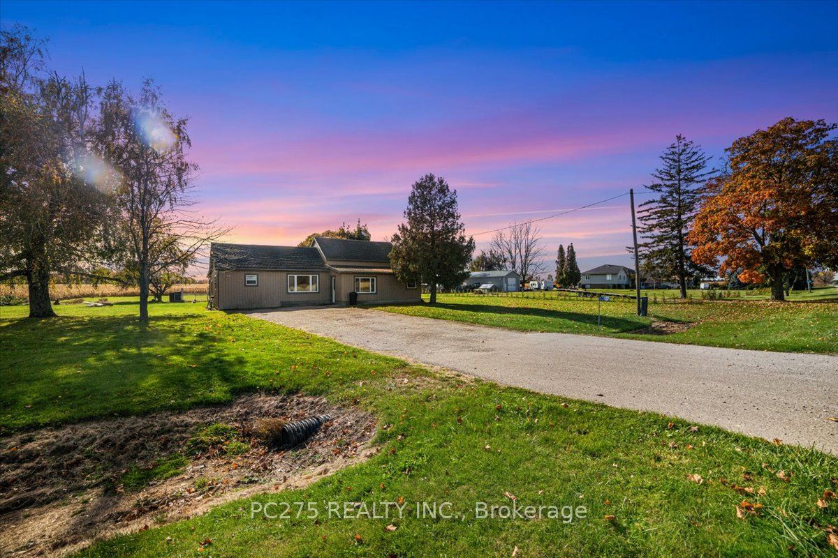 53137 Calton Line Property Photo 2