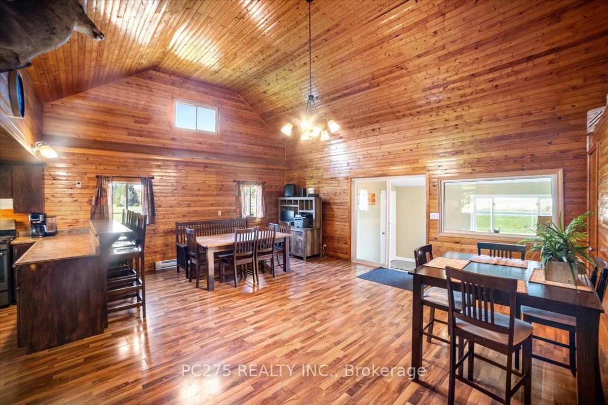 53137 Calton Line Property Photo 9