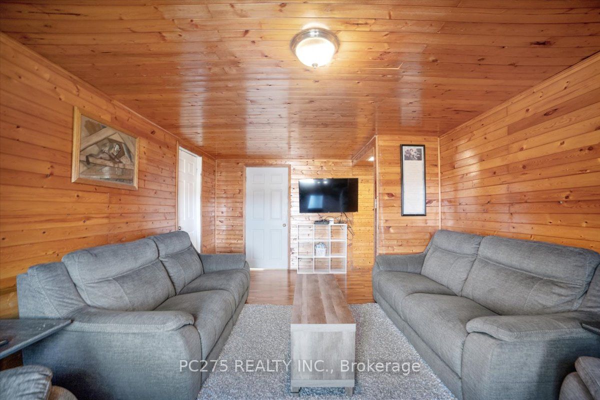 53137 Calton Line Property Photo 25