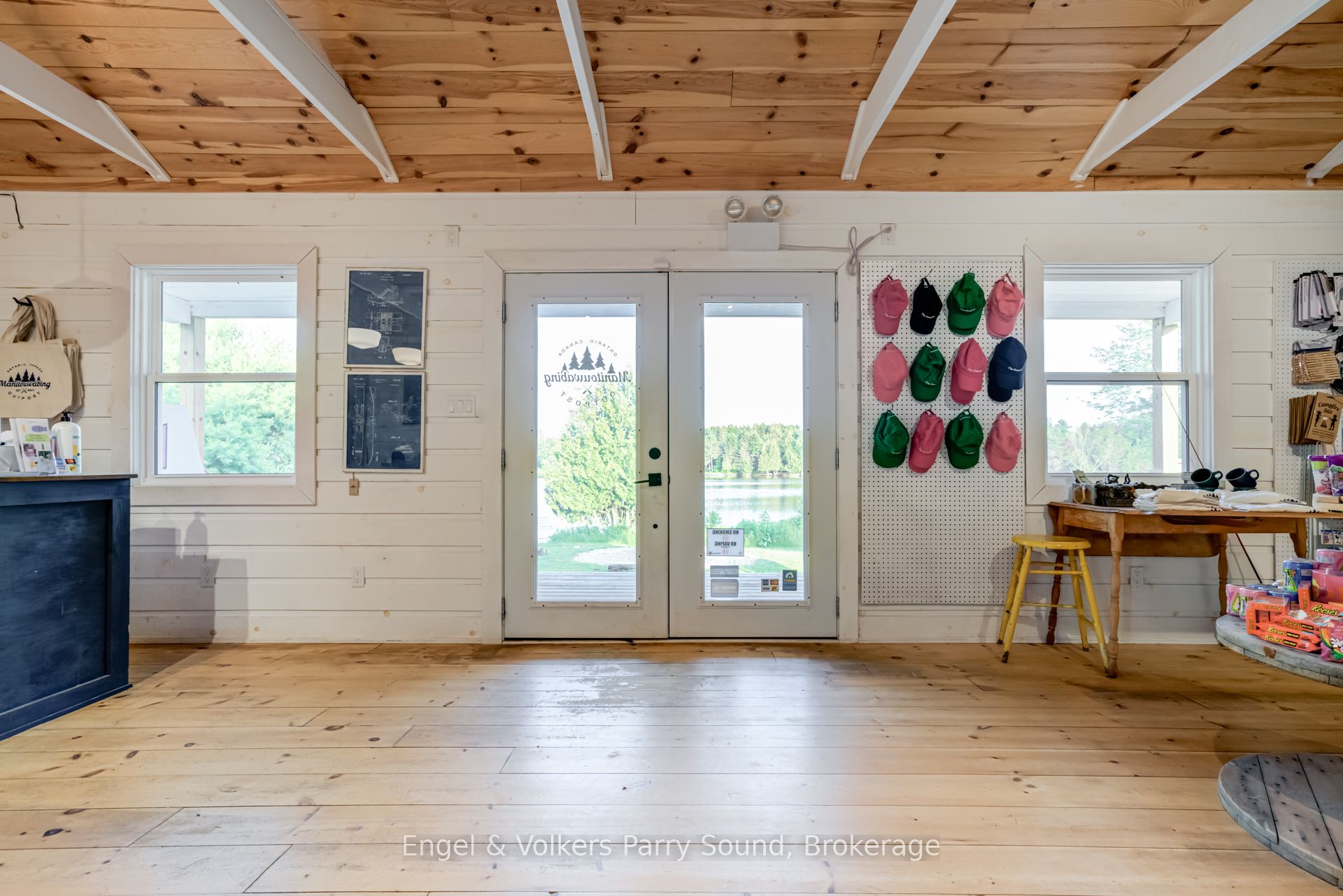 480 Hurdville Road Property Photo 11