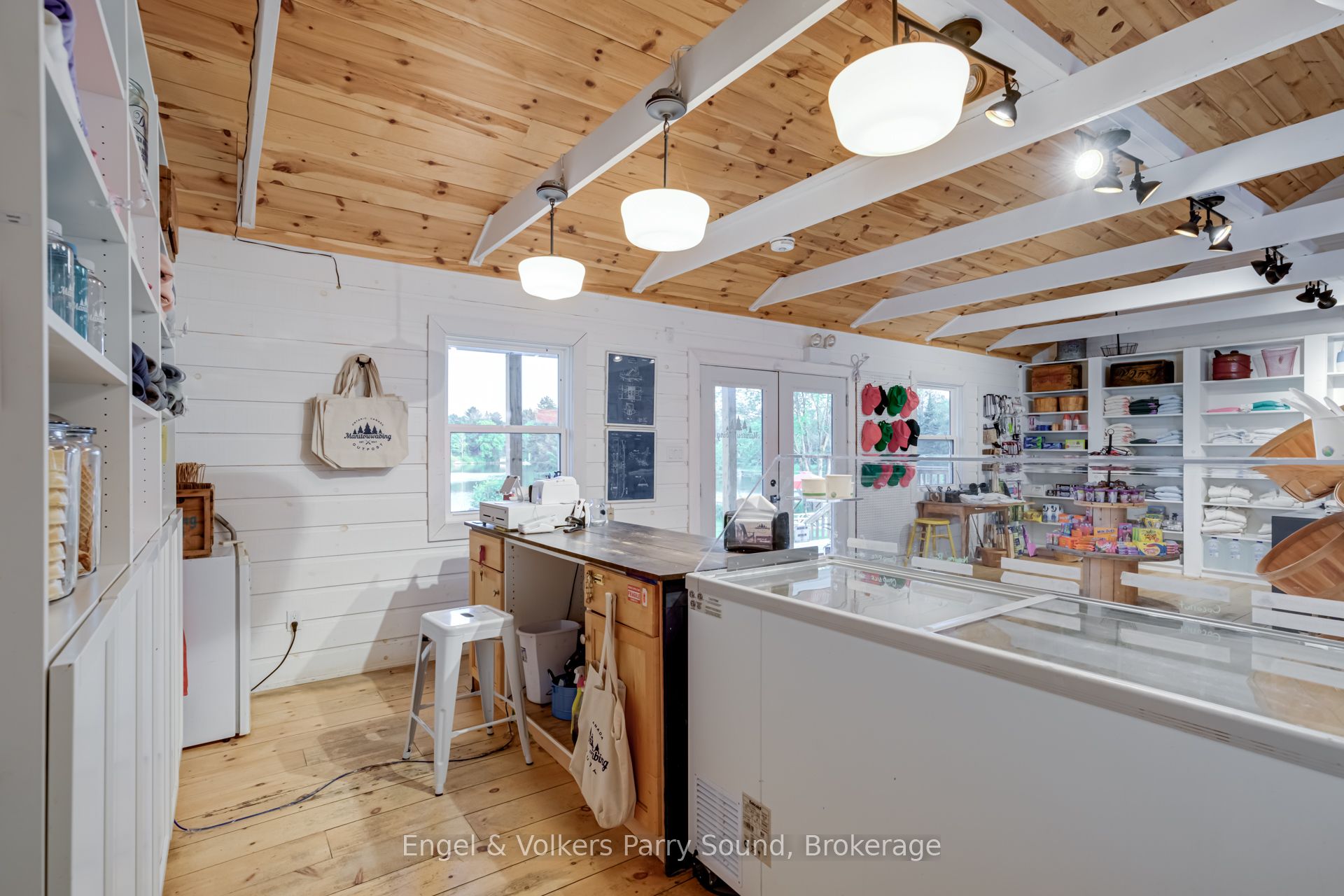 480 Hurdville Road Property Photo 14