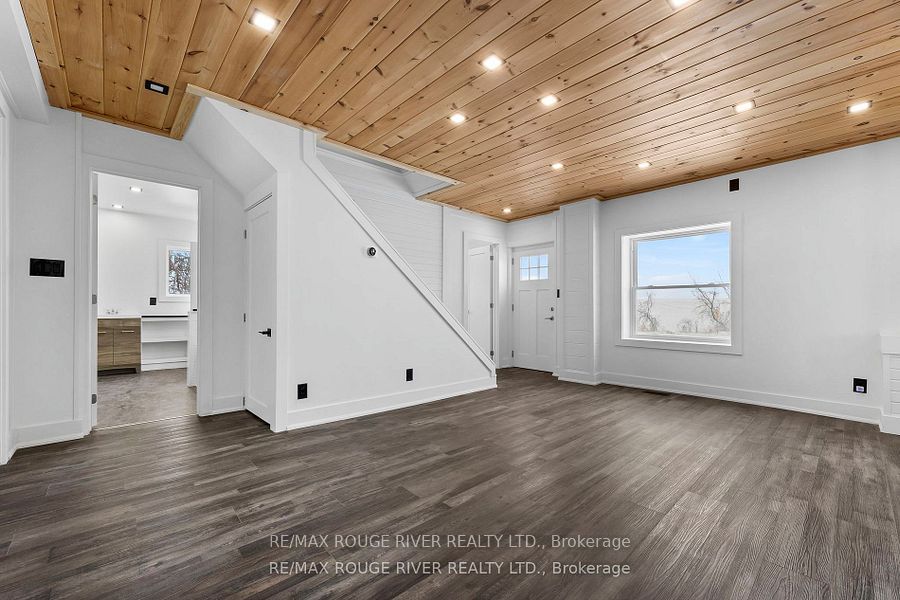 663 Sweet Road Property Photo 5