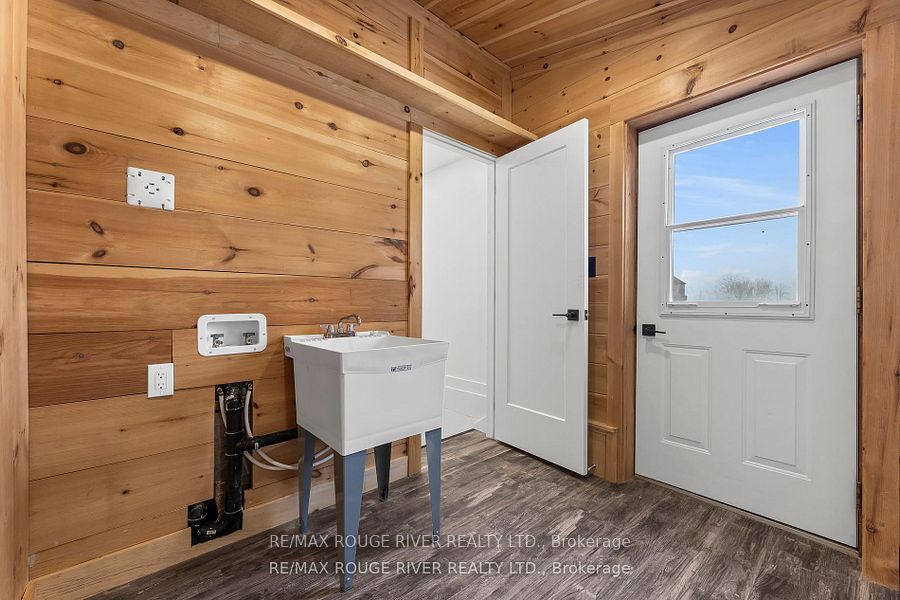 663 Sweet Road Property Photo 27