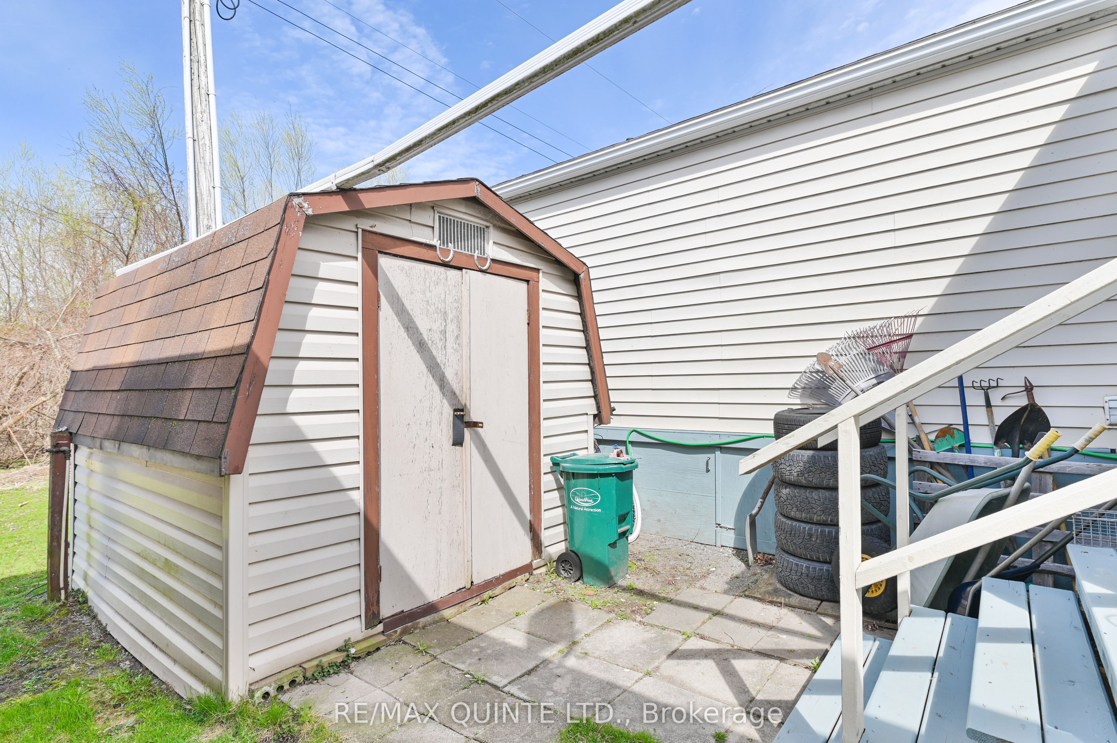 311 Dundas St E Property Photo 19
