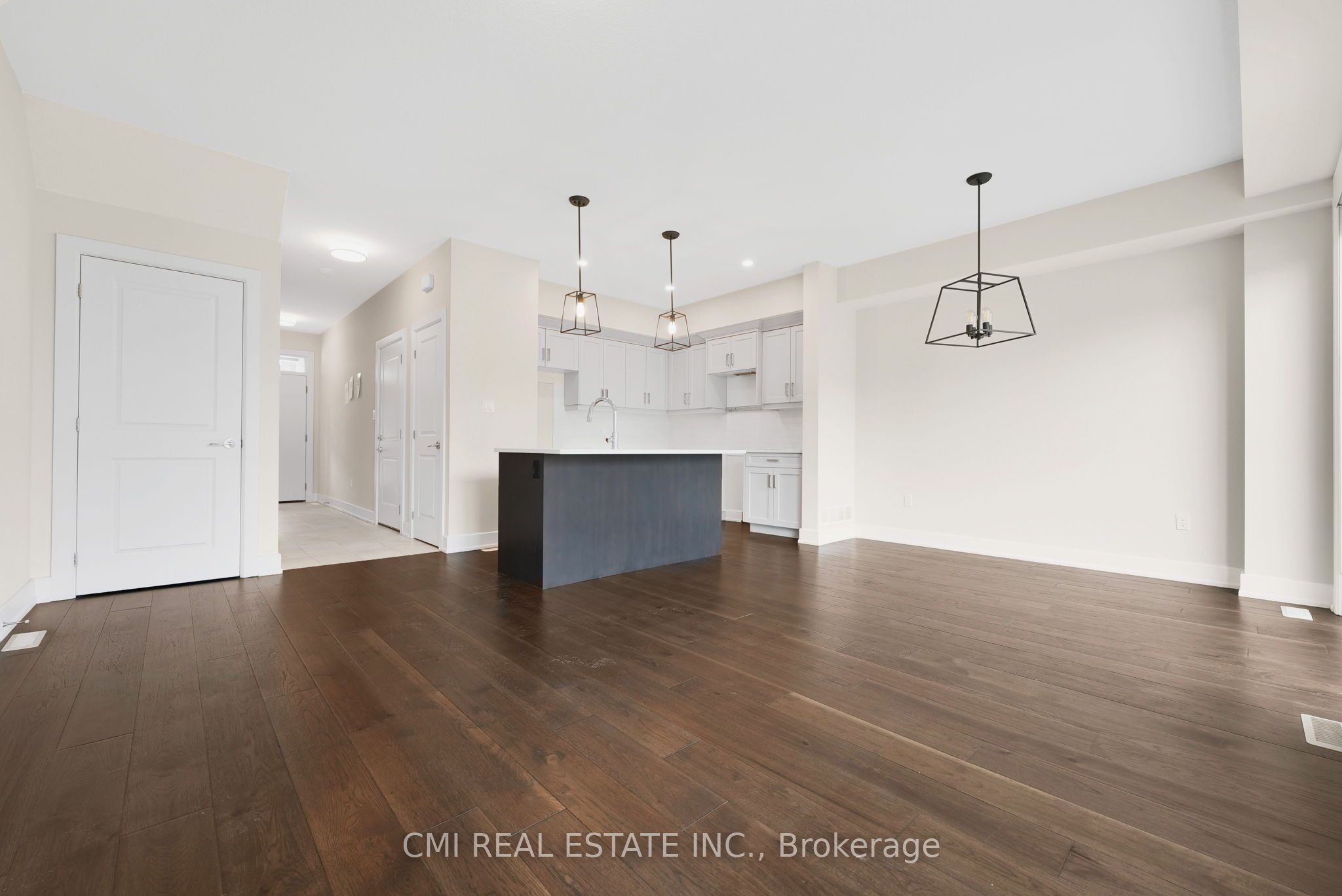 #57 - 601 Lions Park Drive Property Photo 5