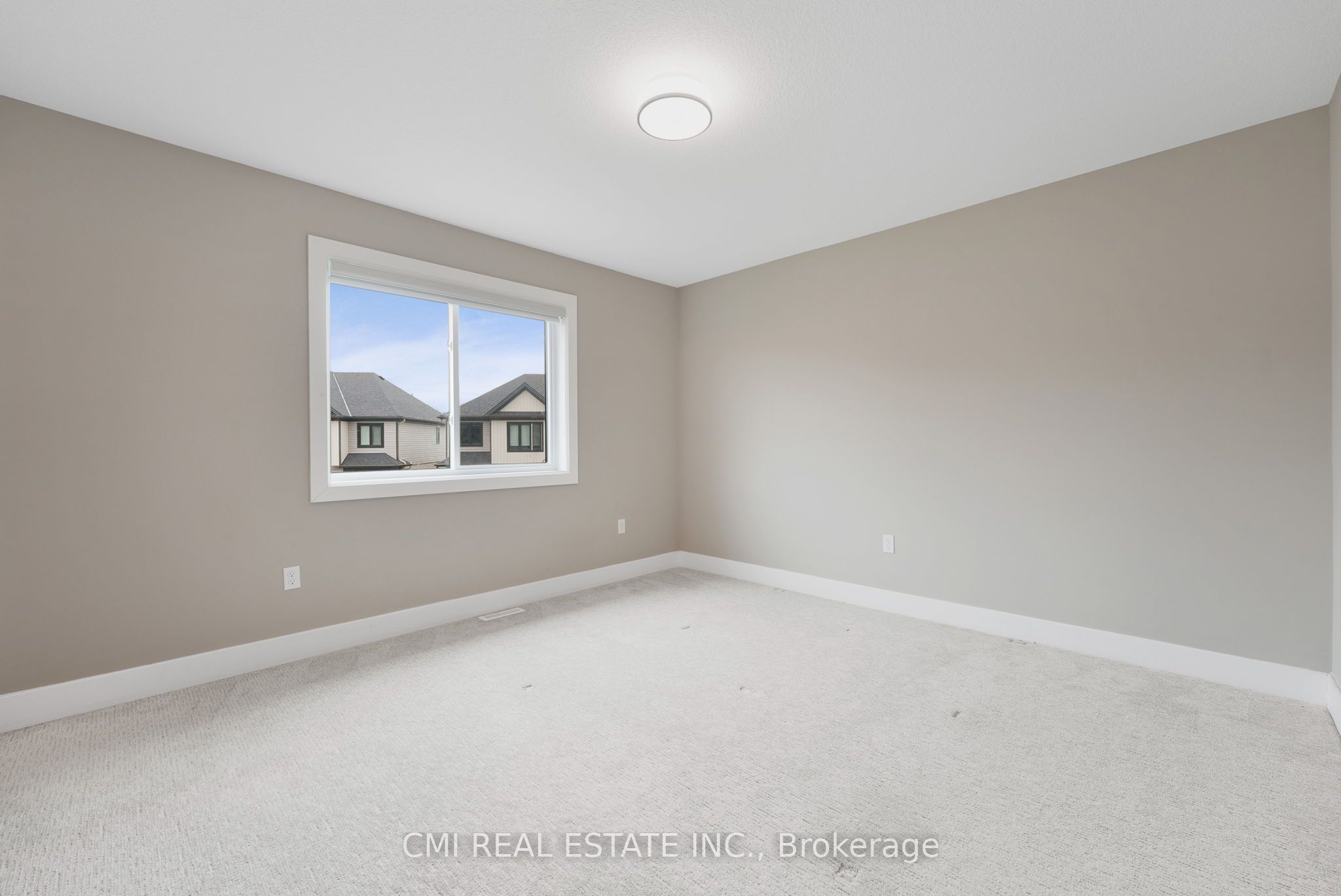 #57 - 601 Lions Park Drive Property Photo 14