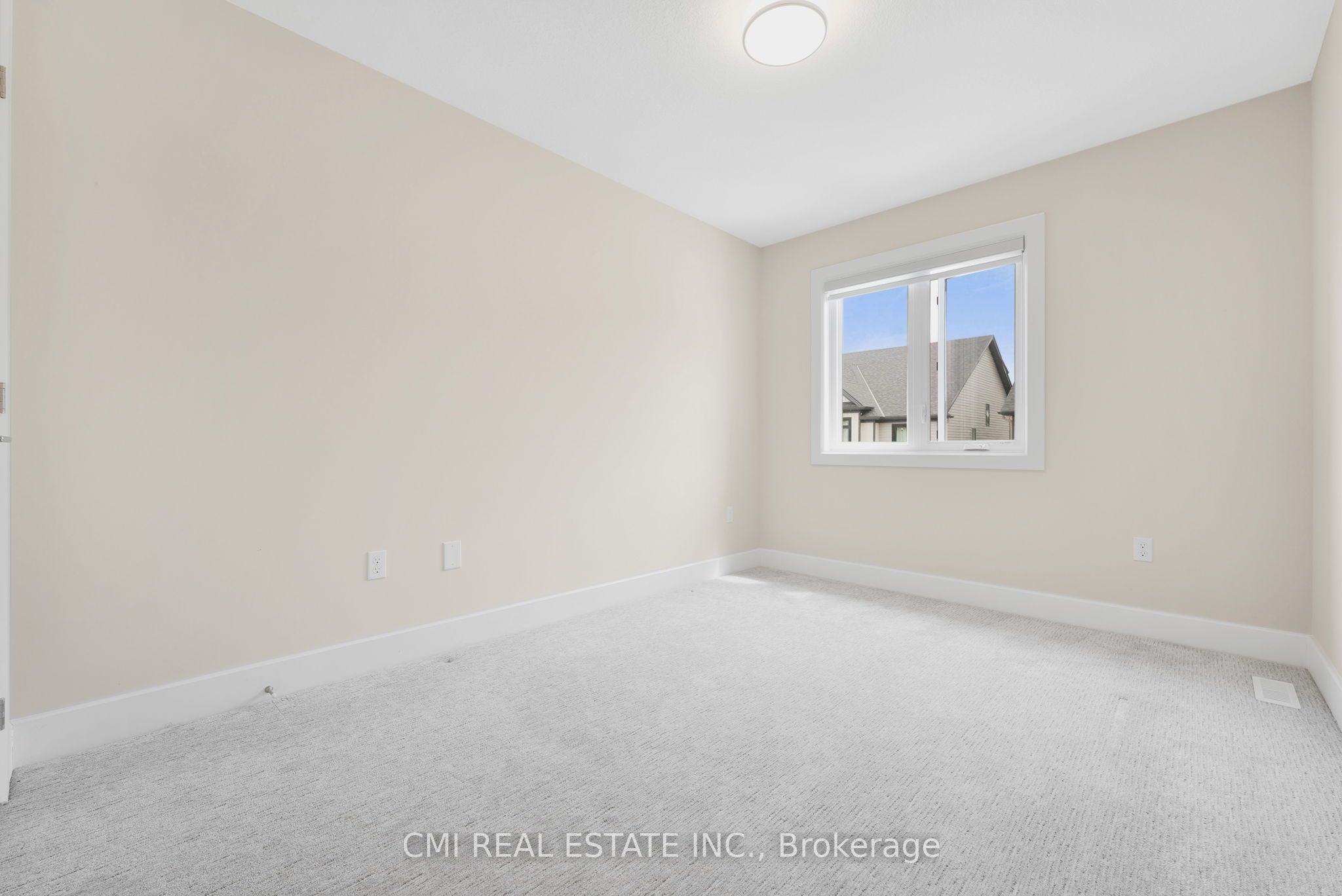 #57 - 601 Lions Park Drive Property Photo 20