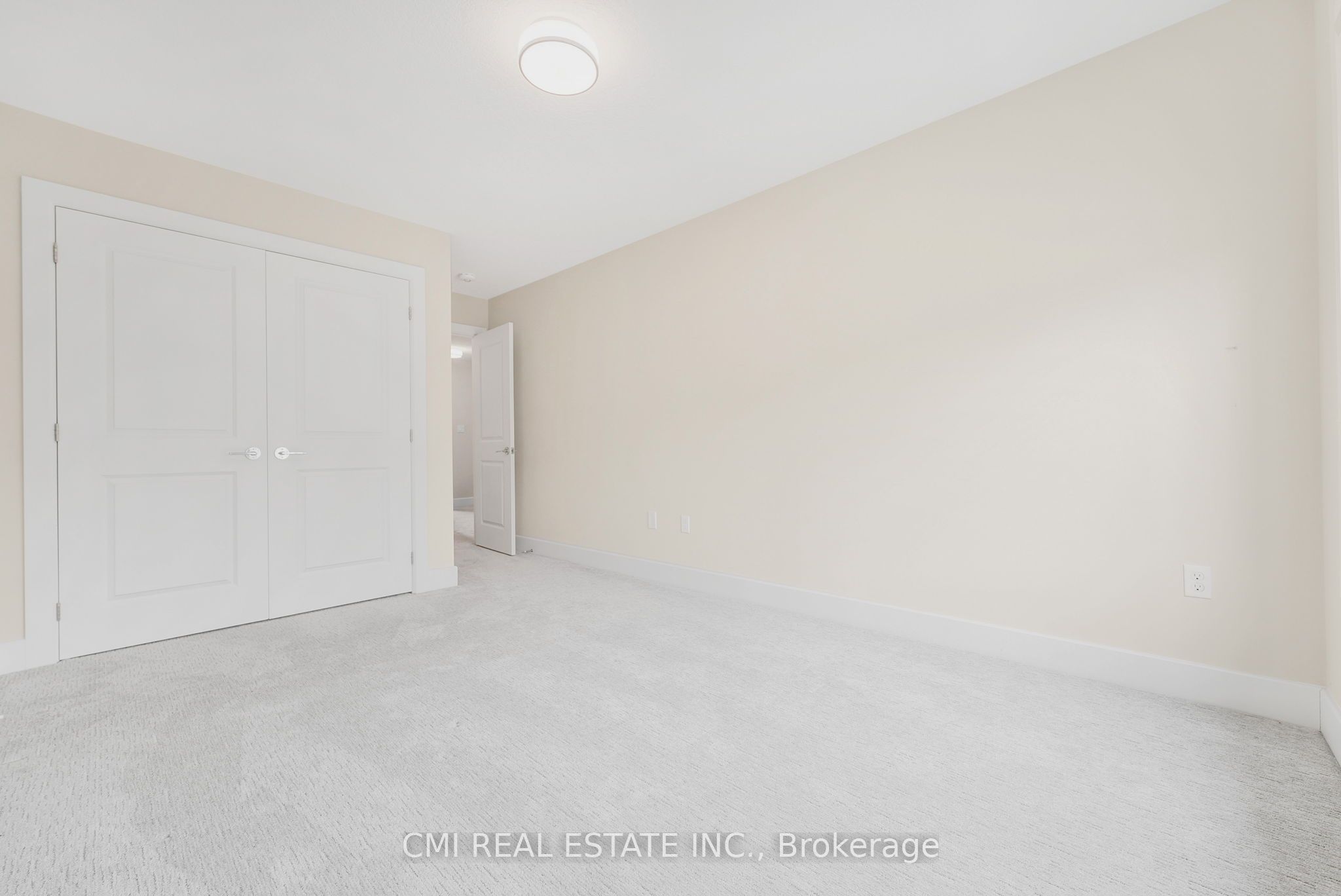 #57 - 601 Lions Park Drive Property Photo 23