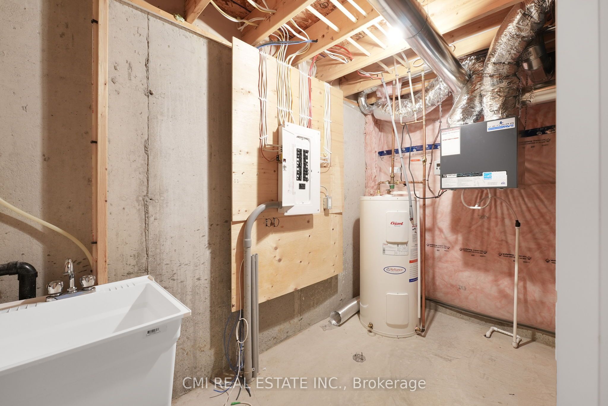 #57 - 601 Lions Park Drive Property Photo 35
