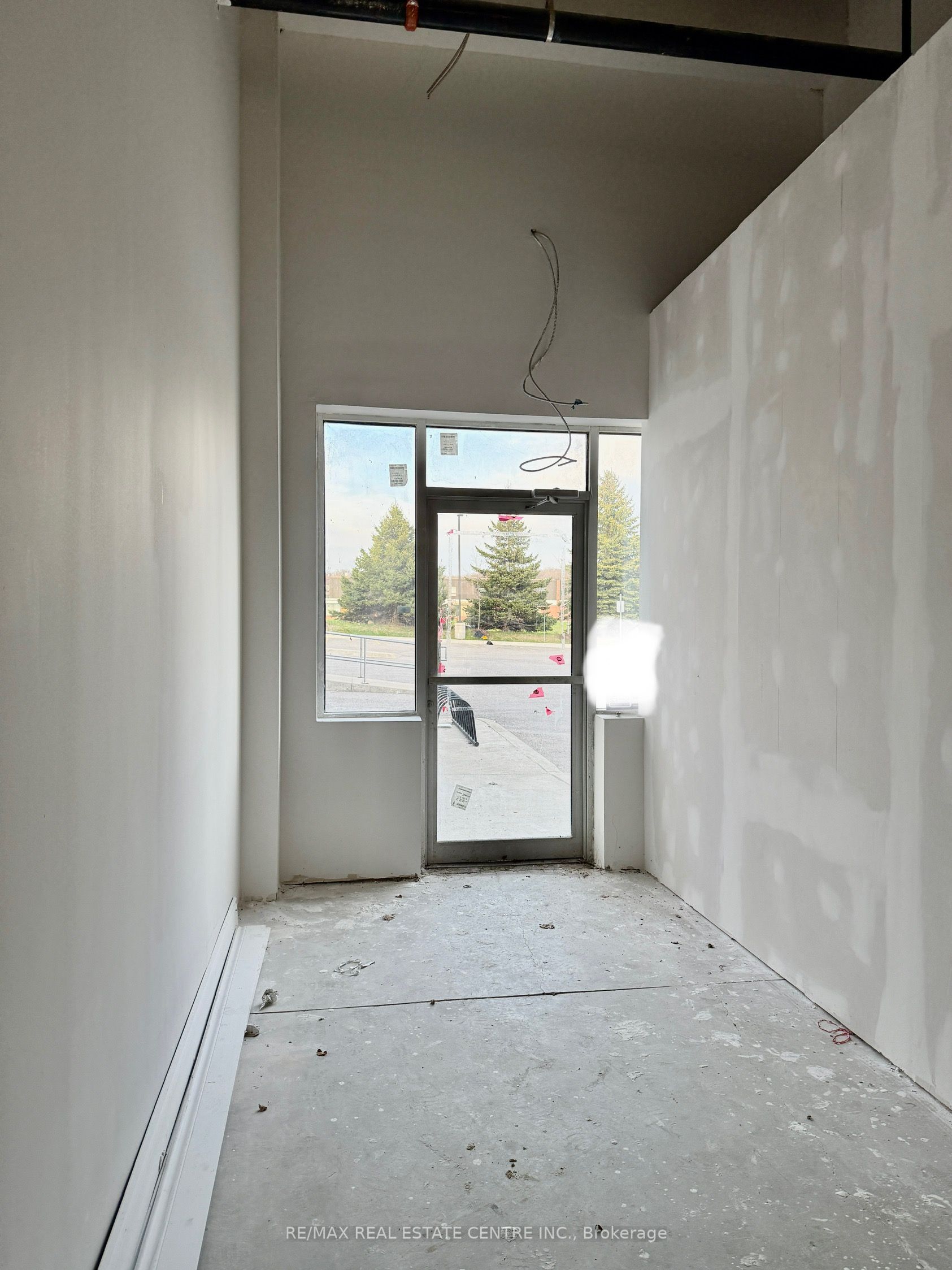 #3 - 1241 Strasburg Road Property Photo 13