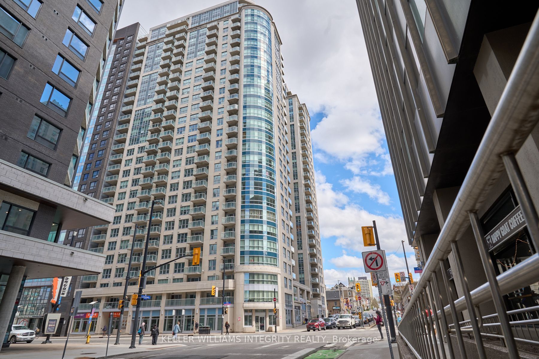 #2405 - 242 Rideau Street Property Photo