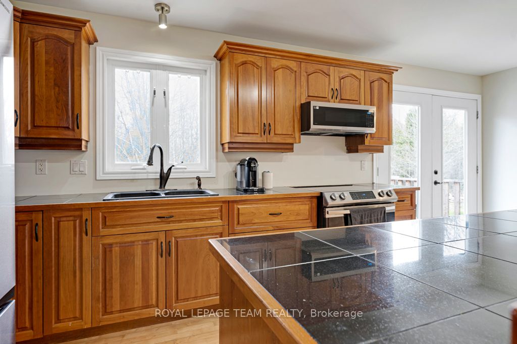 11051 Cooper Road Property Photo 17