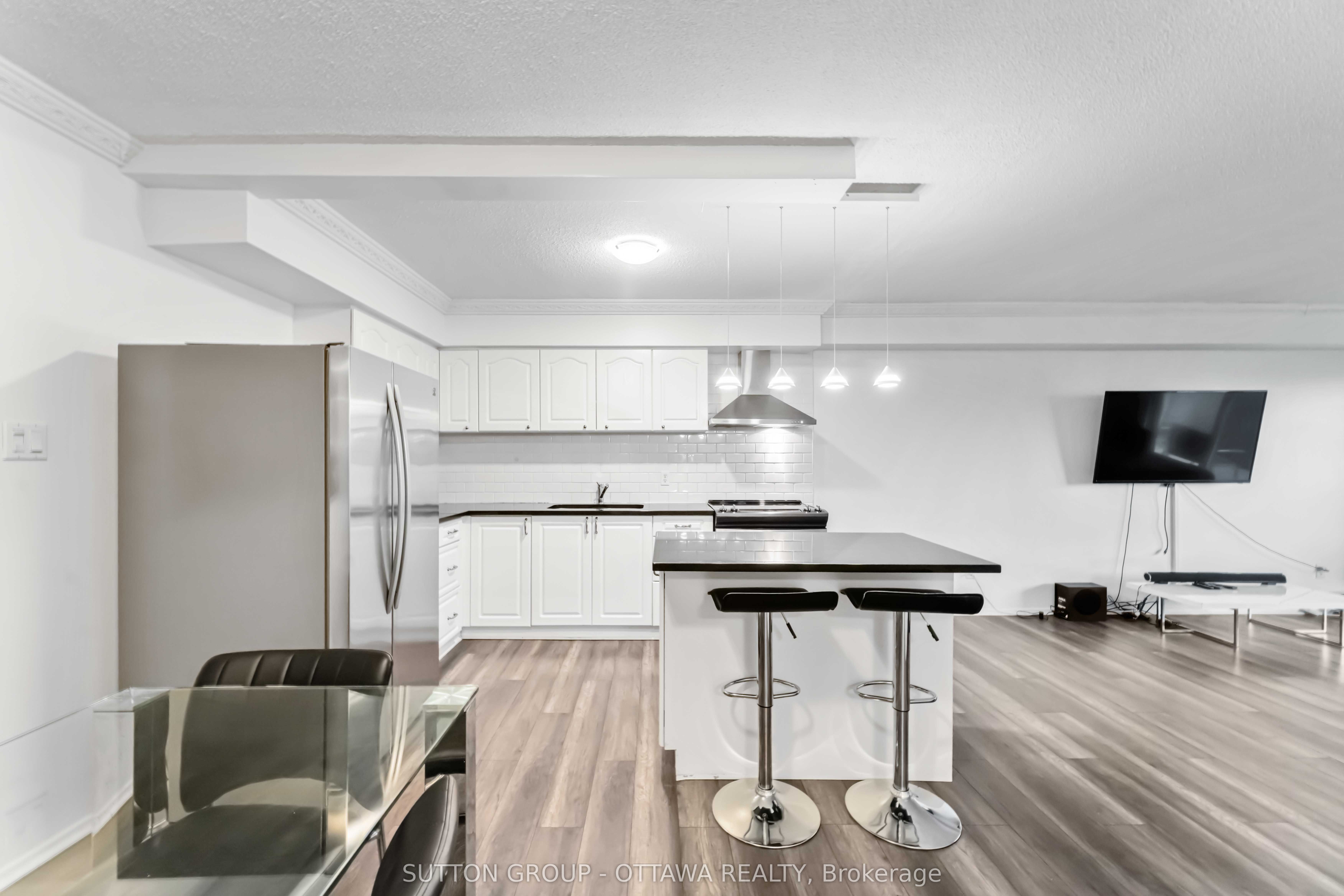 #705 - 158c Mcarthur Avenue Property Photo 12