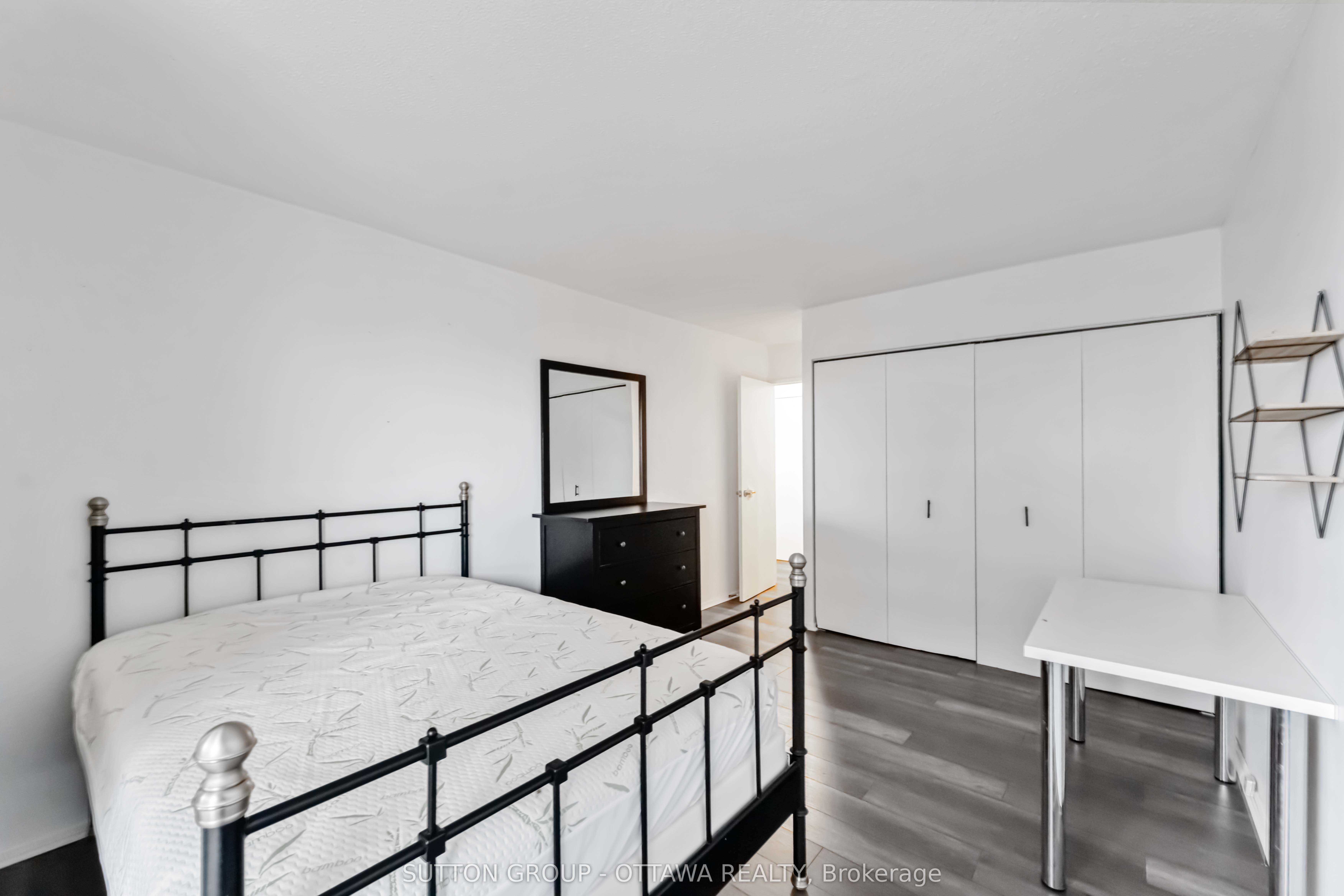 #705 - 158c Mcarthur Avenue Property Photo 21