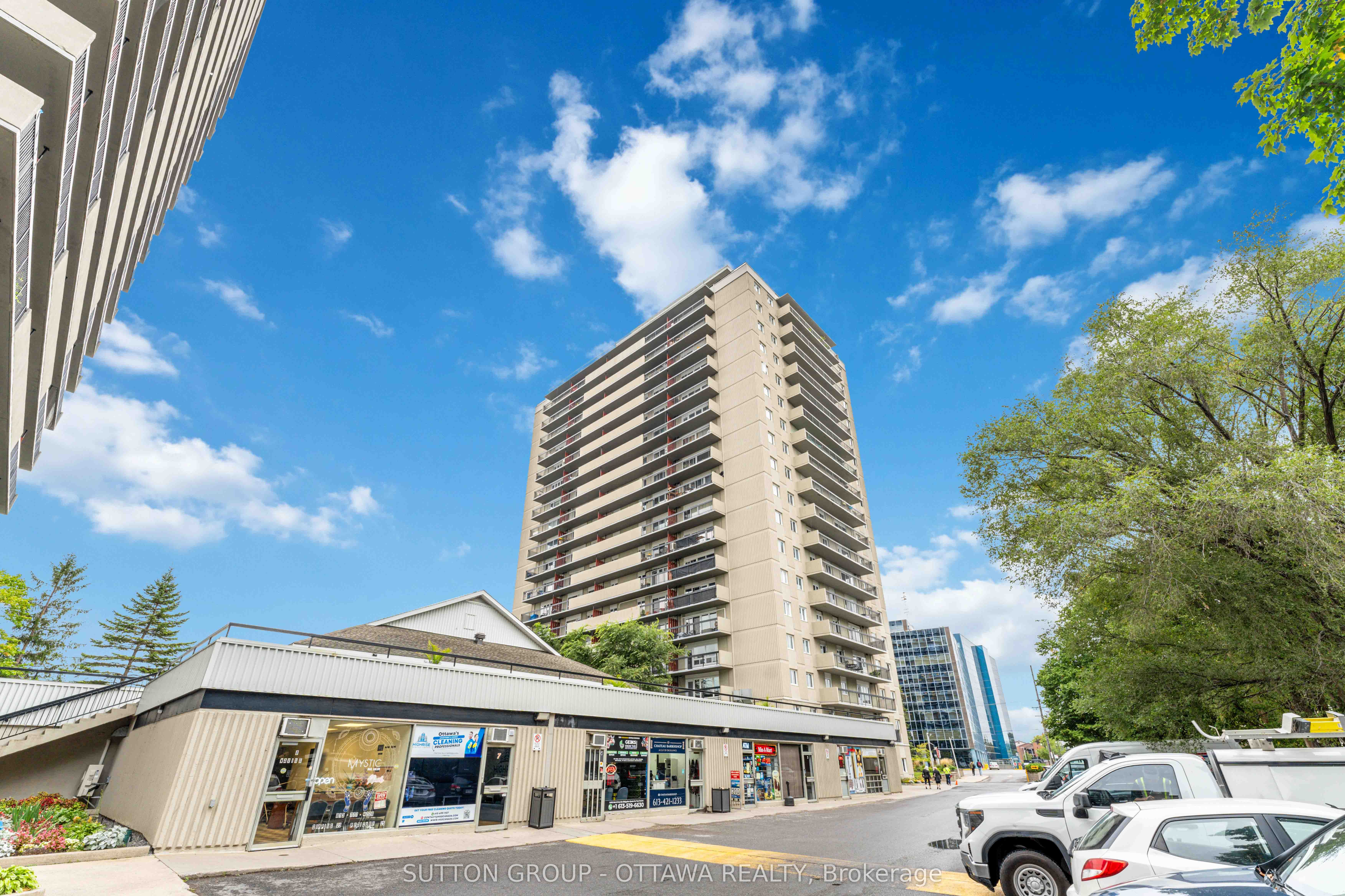 #705 - 158c Mcarthur Avenue Property Photo 41