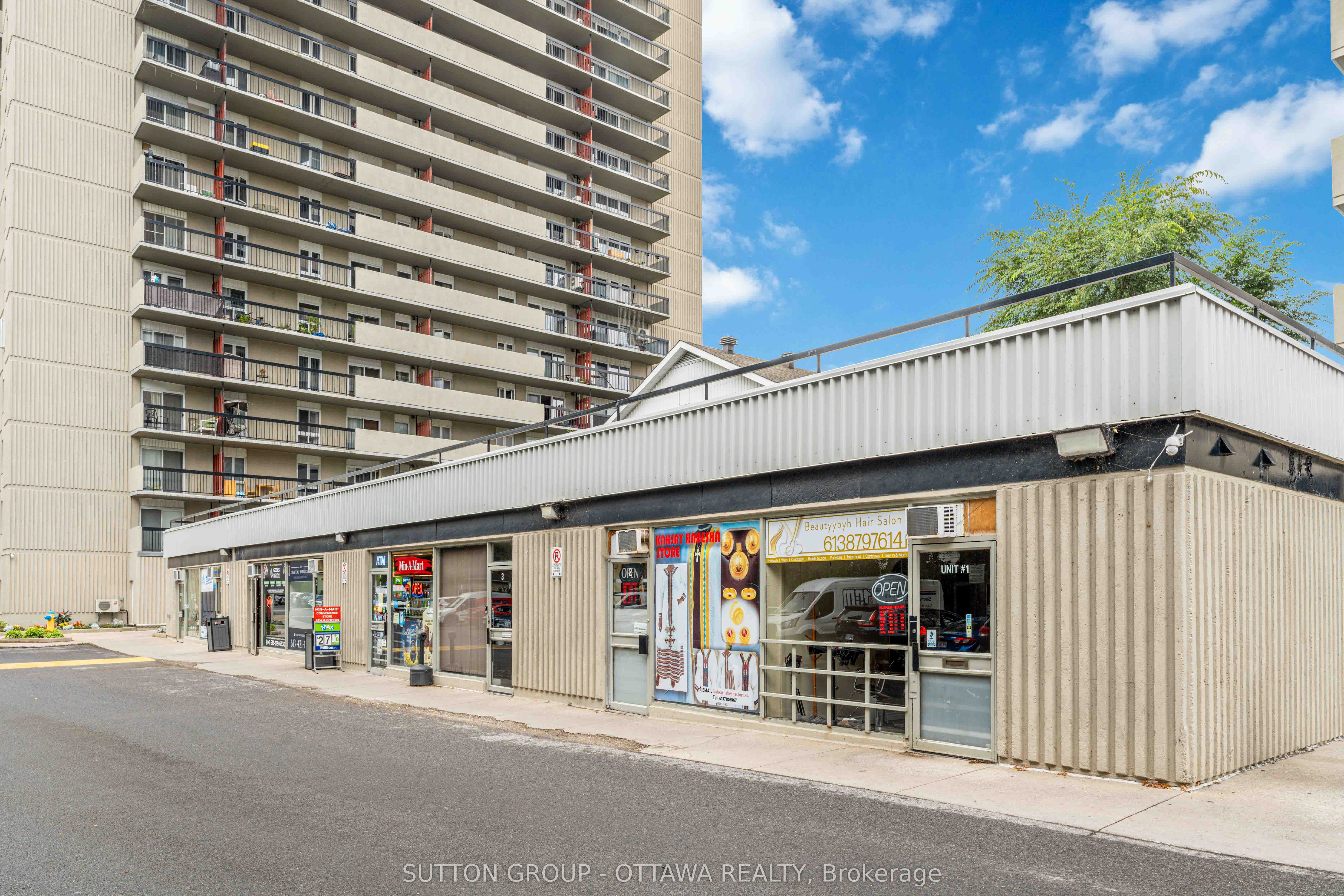 #705 - 158c Mcarthur Avenue Property Photo 42
