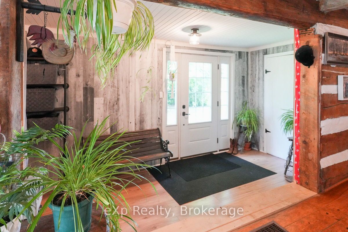 156639 Concession 7a Property Photo 4
