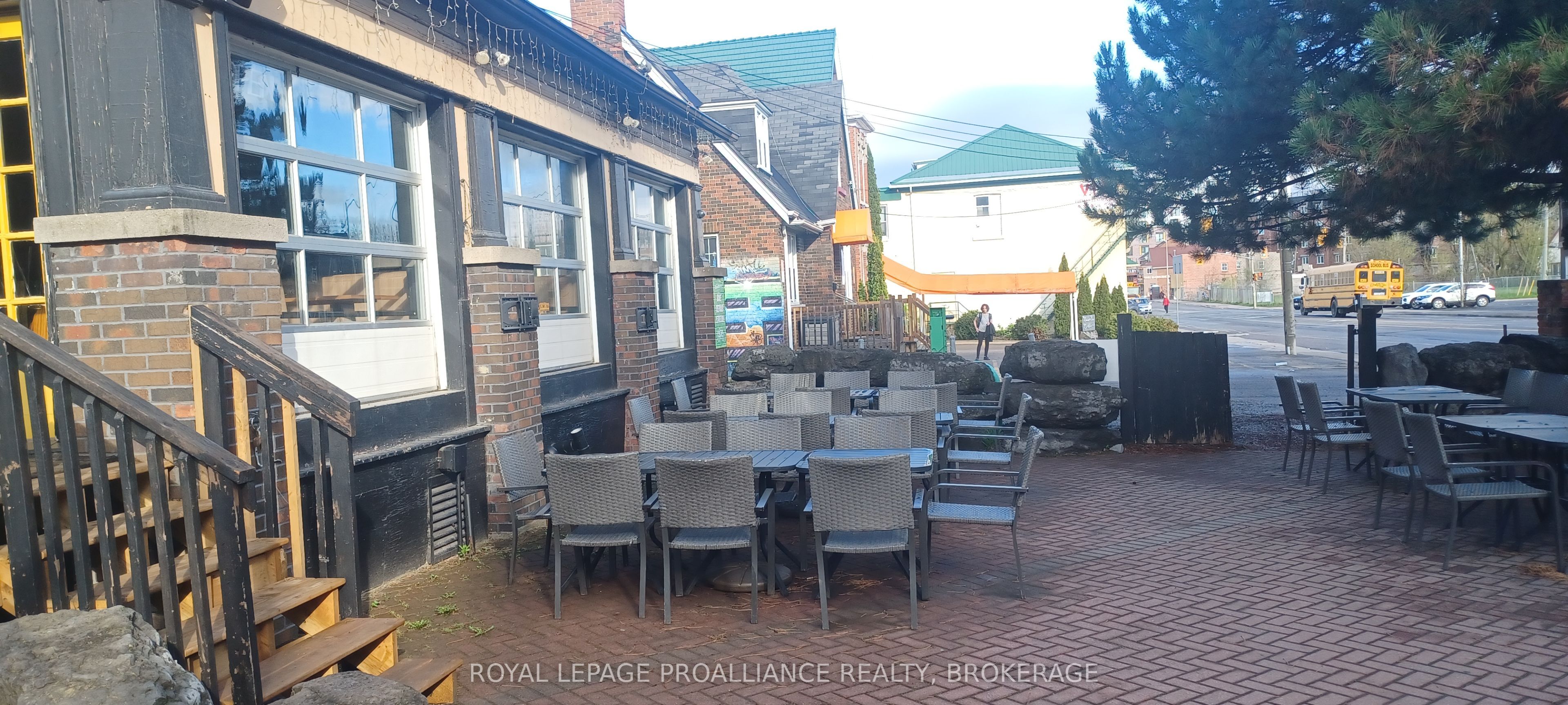 506 Princess Street Property Photo 4