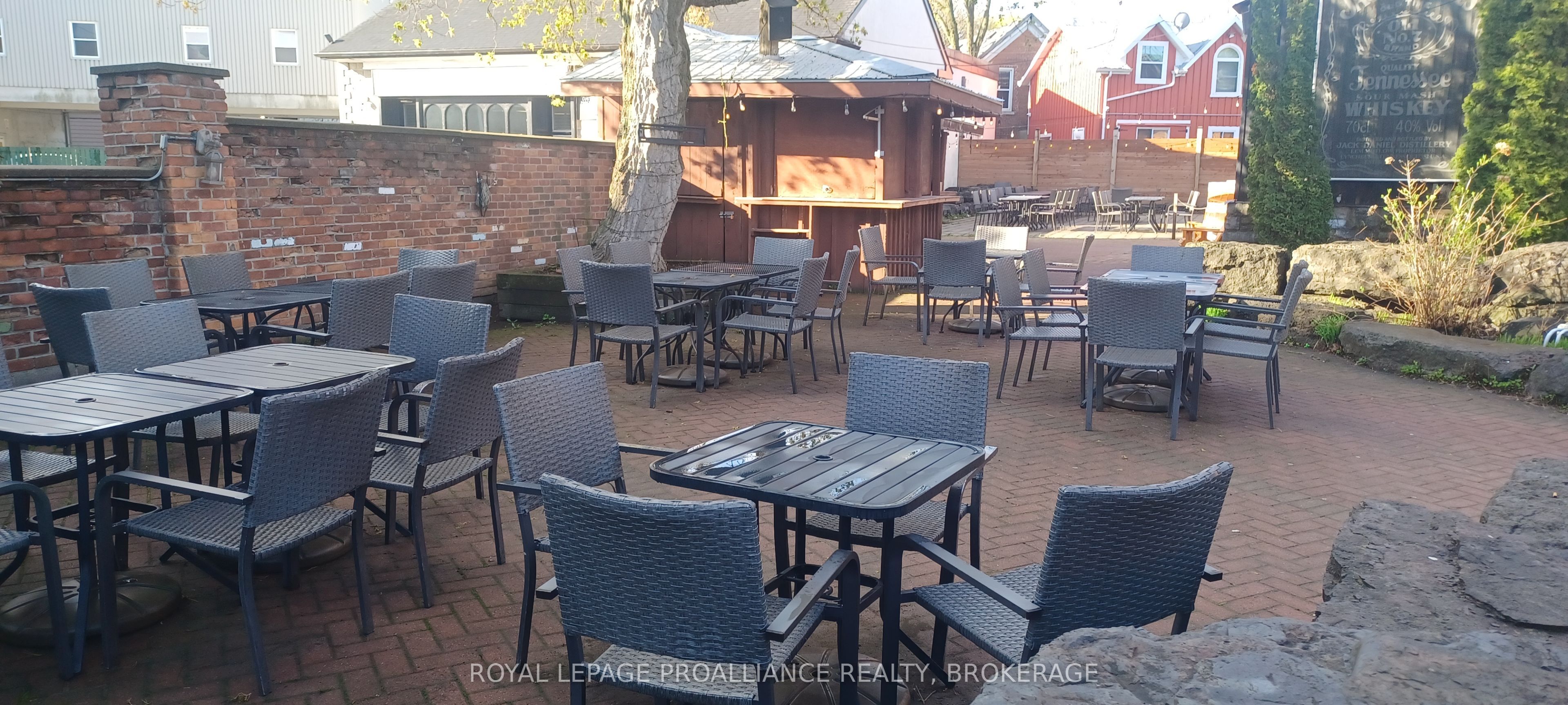 506 Princess Street Property Photo 6