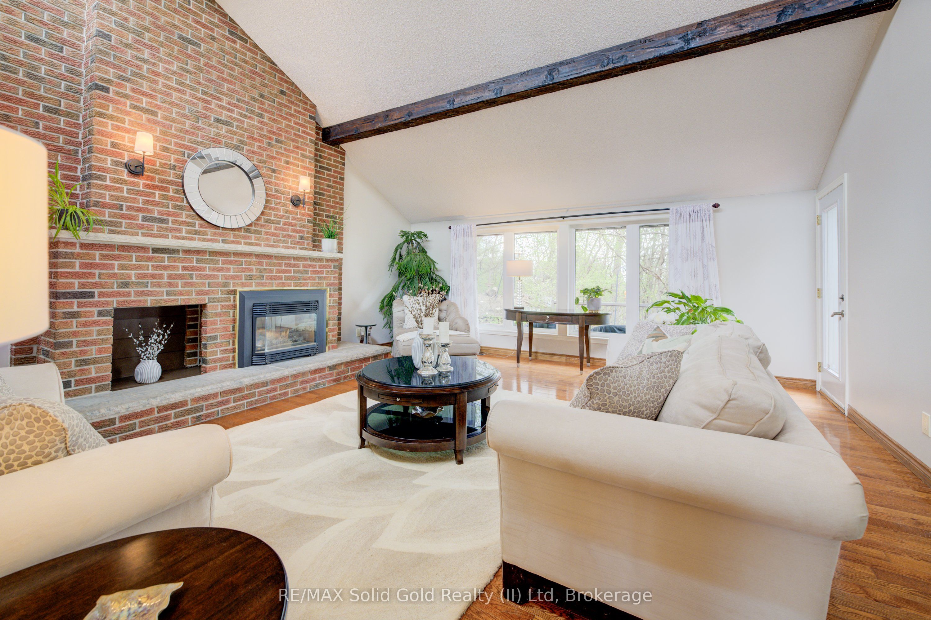 1020 Rivers Edge Drive Property Photo 8