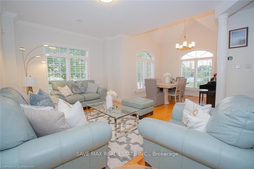 50 Islandview Way Property Photo 6